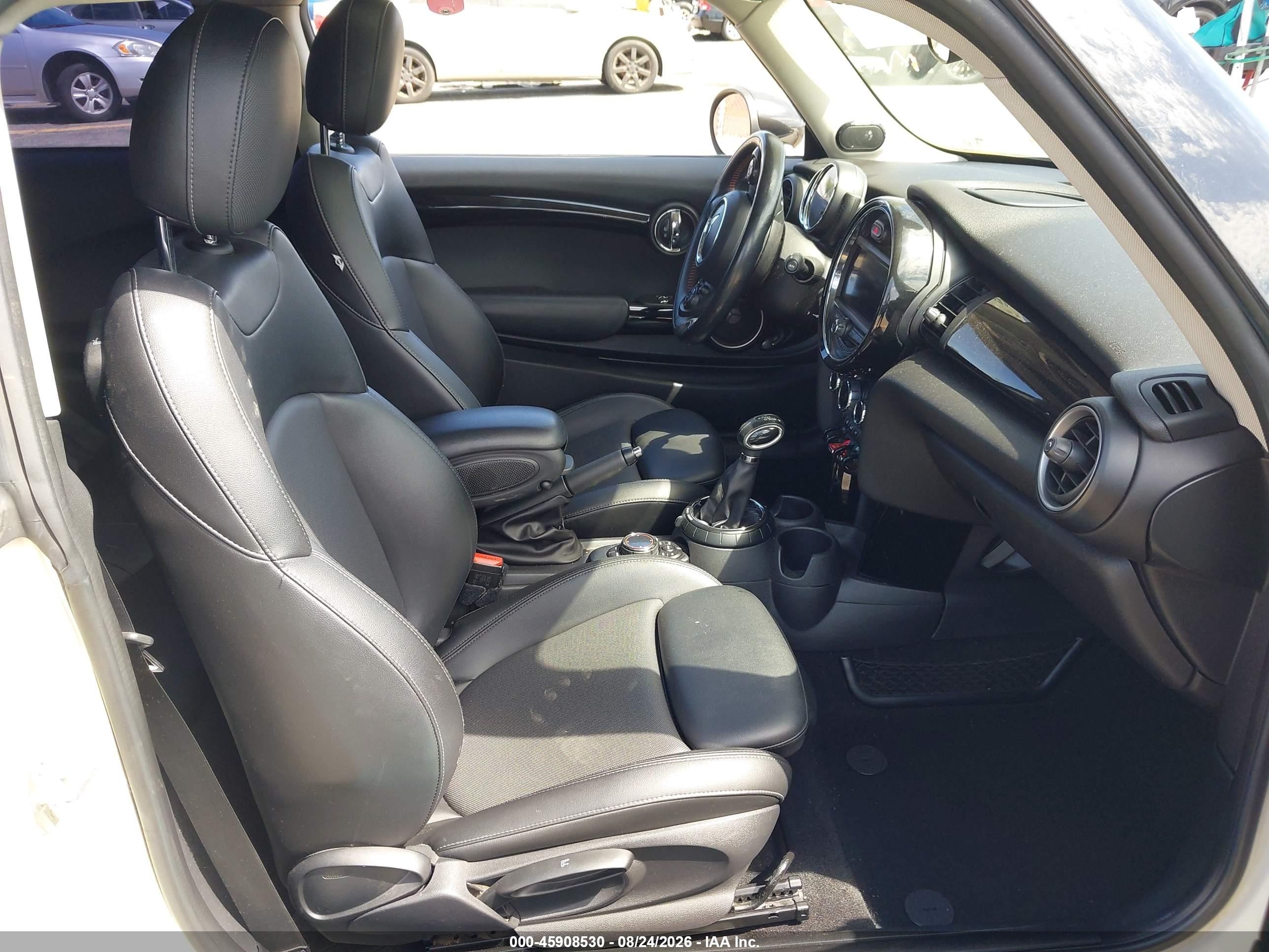 2014 Mini Hardtop Cooper S Бежевый vin: WMWXM7C55ET925864