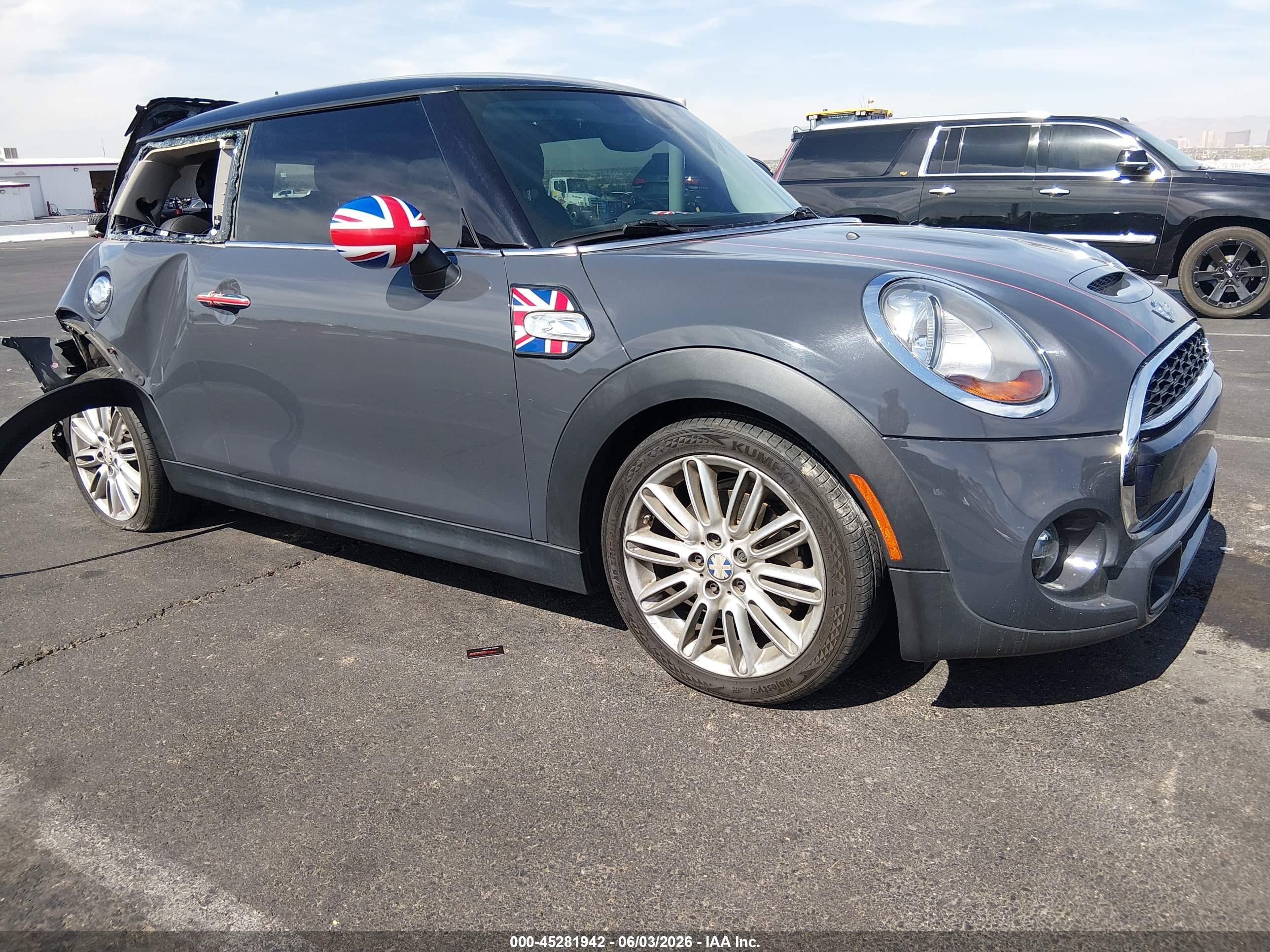 2014 Mini Hardtop Cooper S Gray vin: WMWXM7C56ET970375