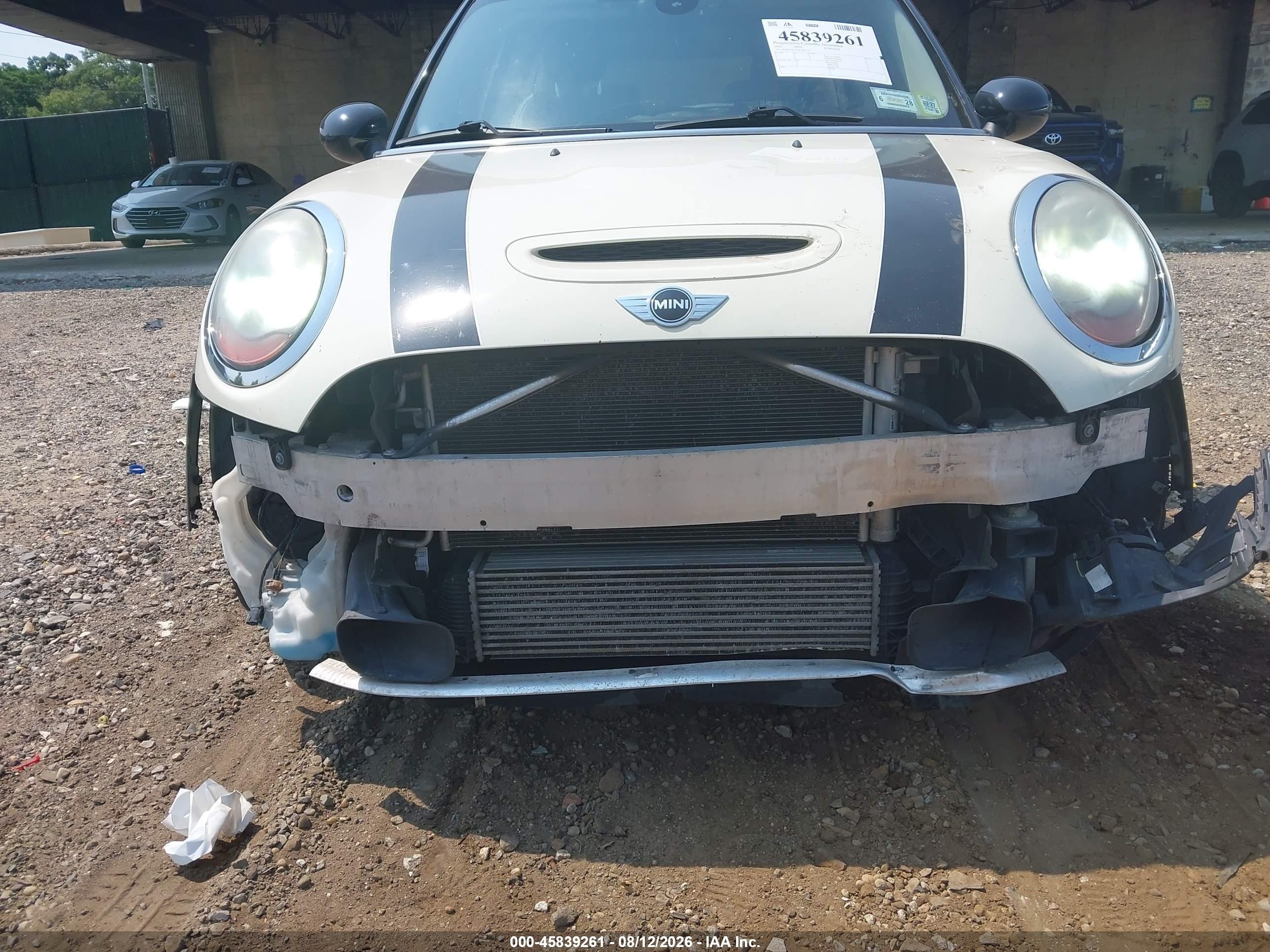 2014 Mini Hardtop Cooper S Белый vin: WMWXM7C57ET985452