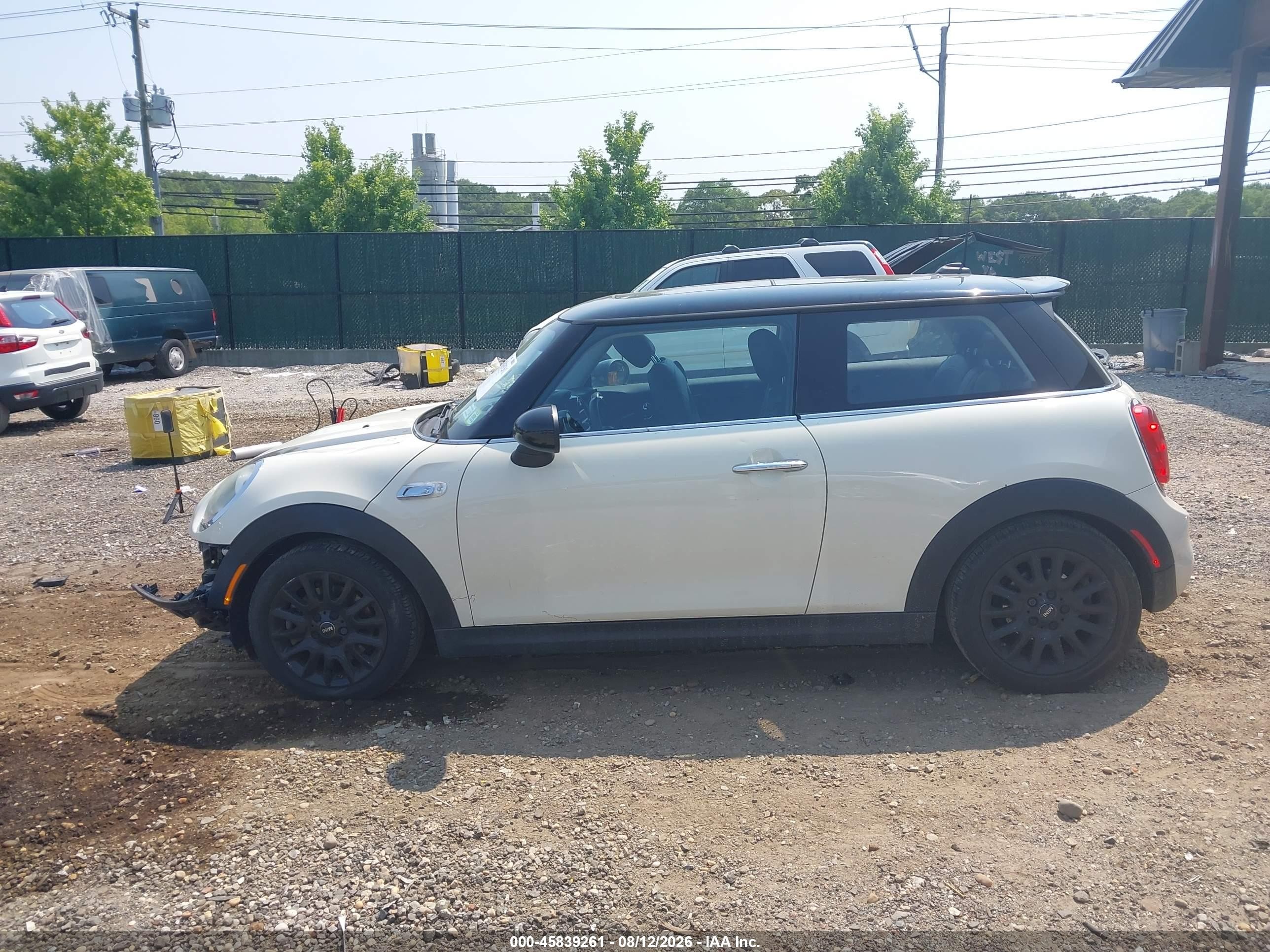 2014 Mini Hardtop Cooper S Белый vin: WMWXM7C57ET985452