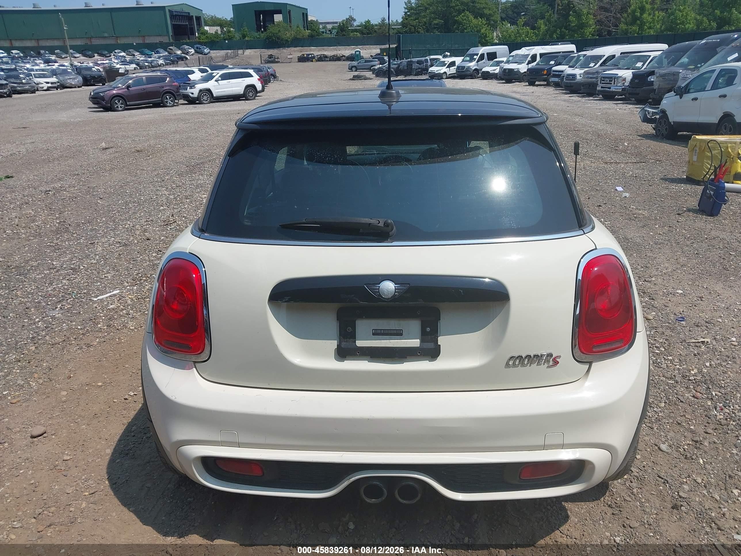 2014 Mini Hardtop Cooper S Белый vin: WMWXM7C57ET985452