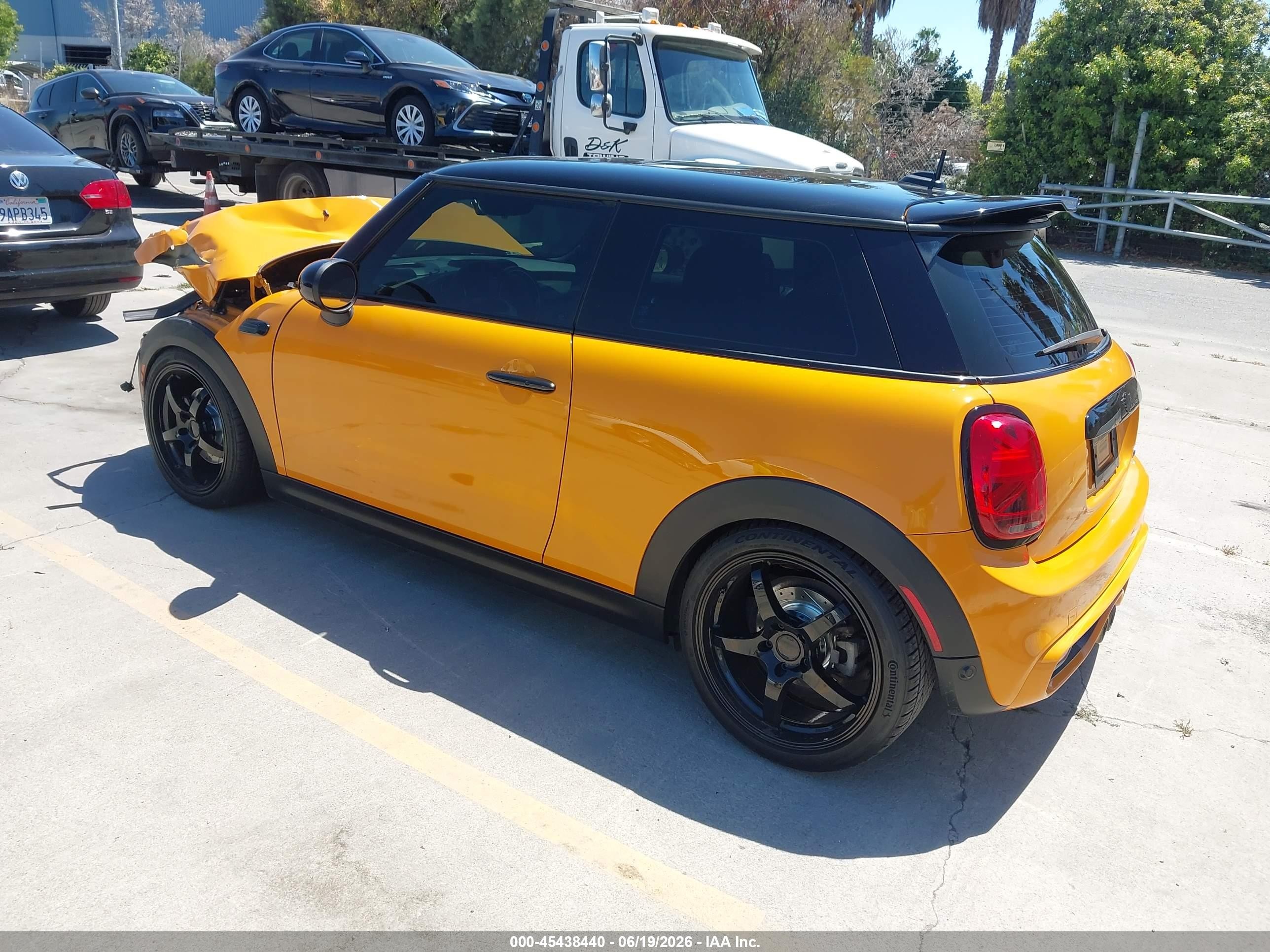 2014 Mini Hardtop Cooper S Yellow vin: WMWXM7C57ET987248