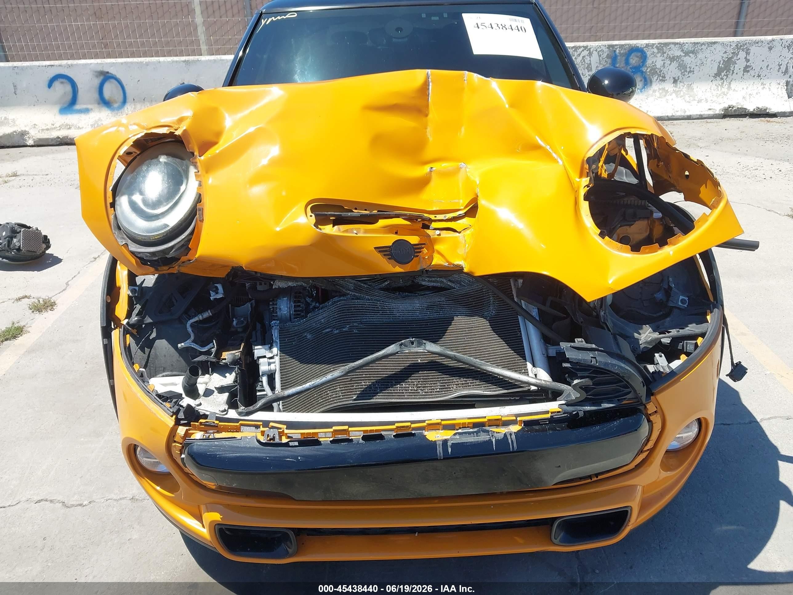 2014 Mini Hardtop Cooper S Yellow vin: WMWXM7C57ET987248