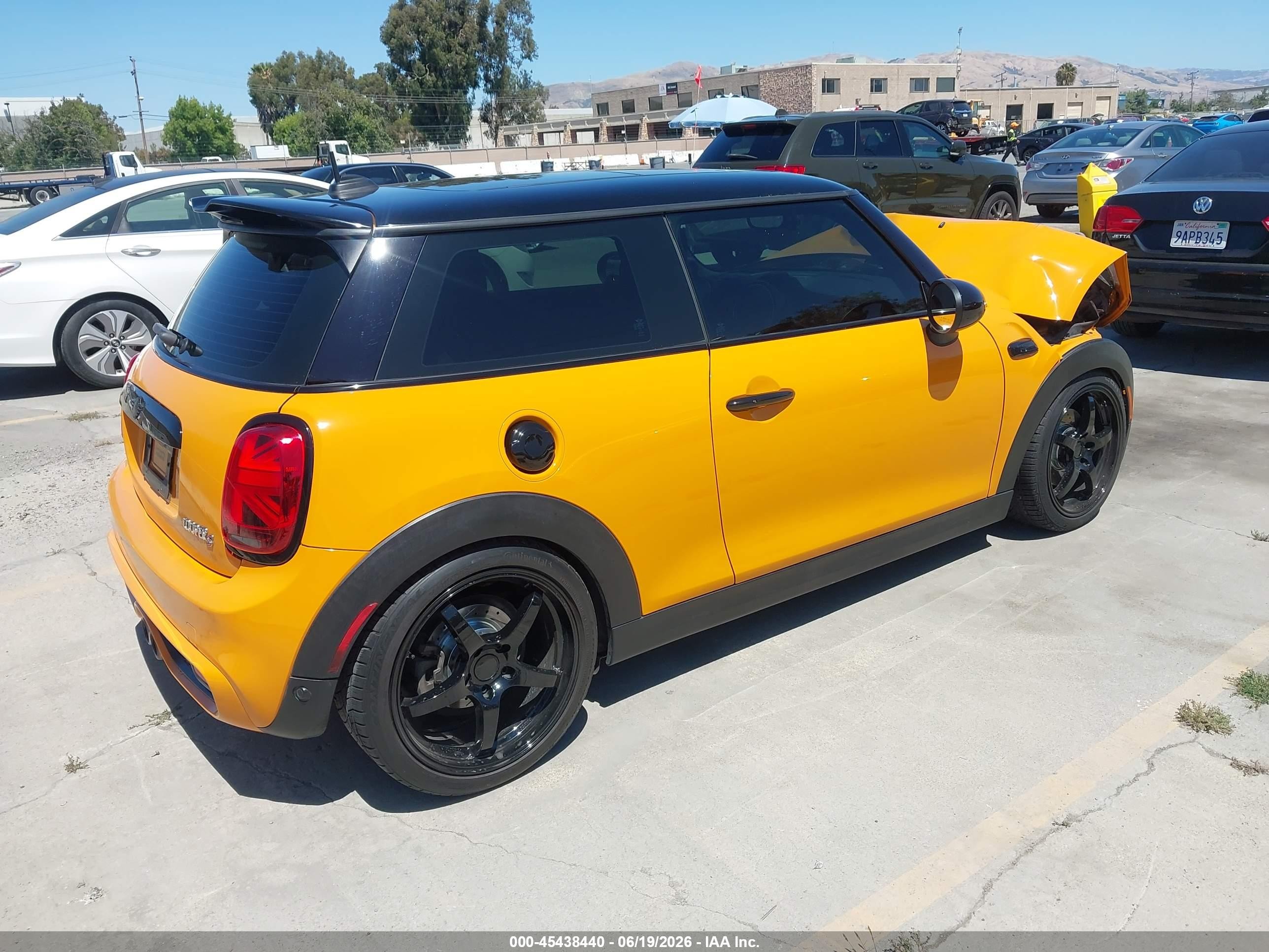 2014 Mini Hardtop Cooper S Yellow vin: WMWXM7C57ET987248