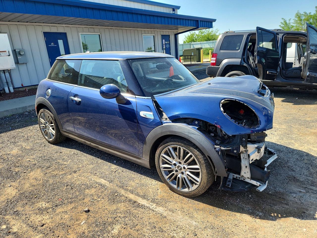2014 Mini Cooper S Blue vin: WMWXM7C58ET970054