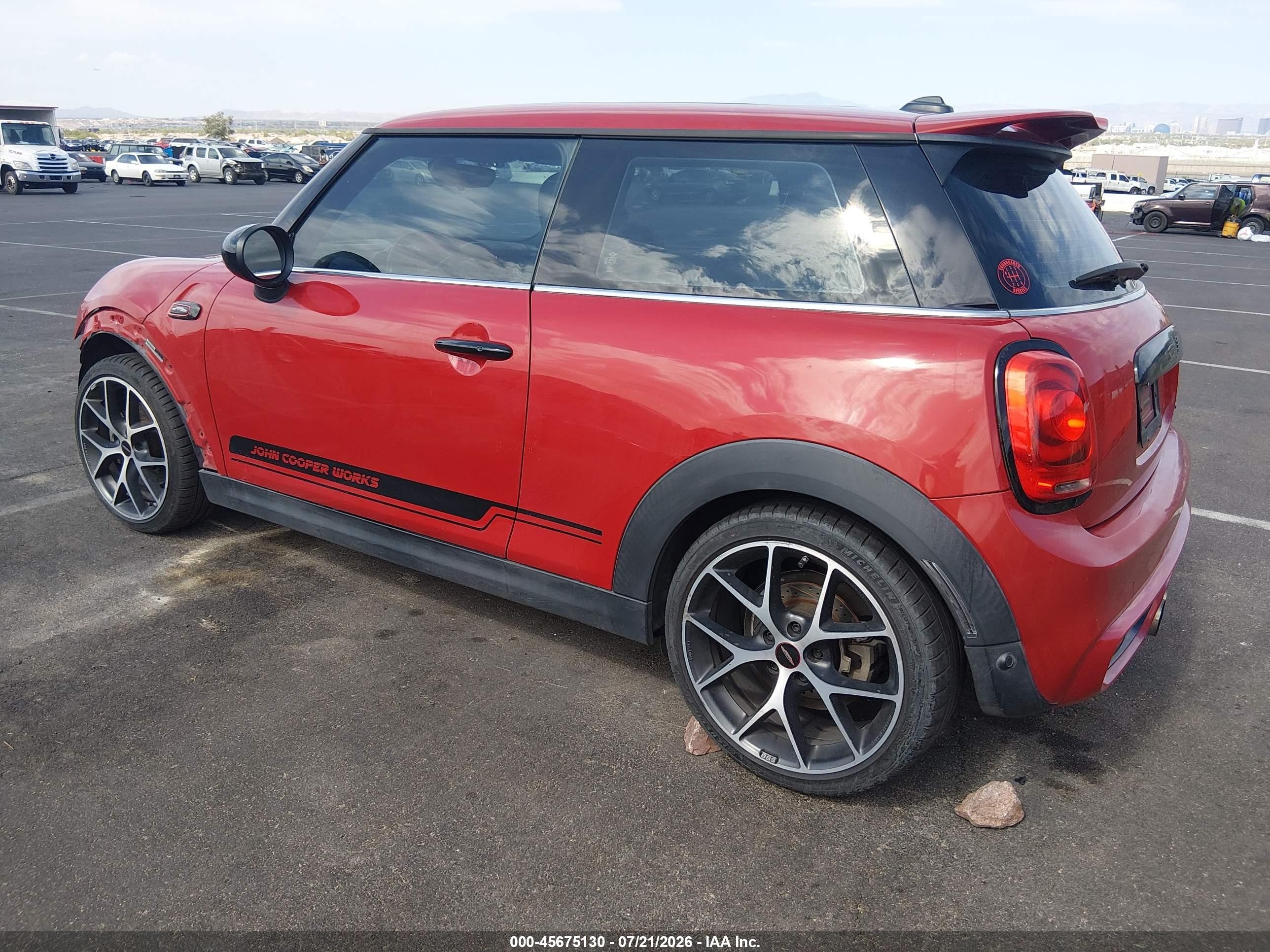 2014 Mini Hardtop Cooper S Red vin: WMWXM7C5XET969665