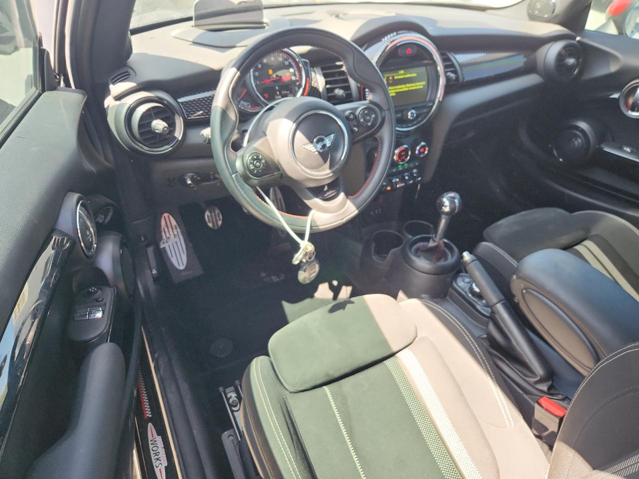 2018 Mini Cooper John Cooper Works Two Tone vin: WMWXM9C51J2F66267