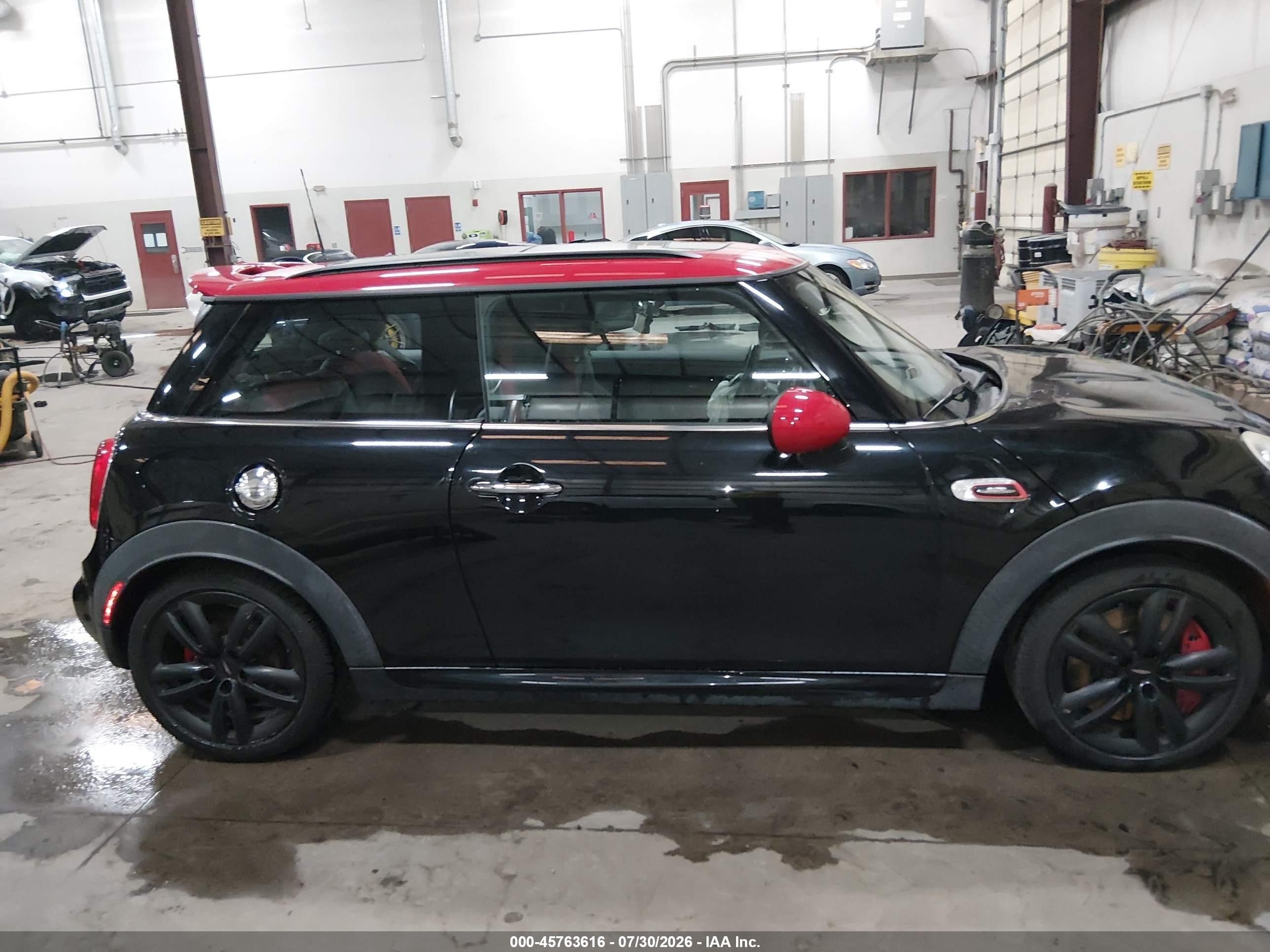 2015 Mini Hardtop John Cooper Works Черный vin: WMWXM9C52FT996694