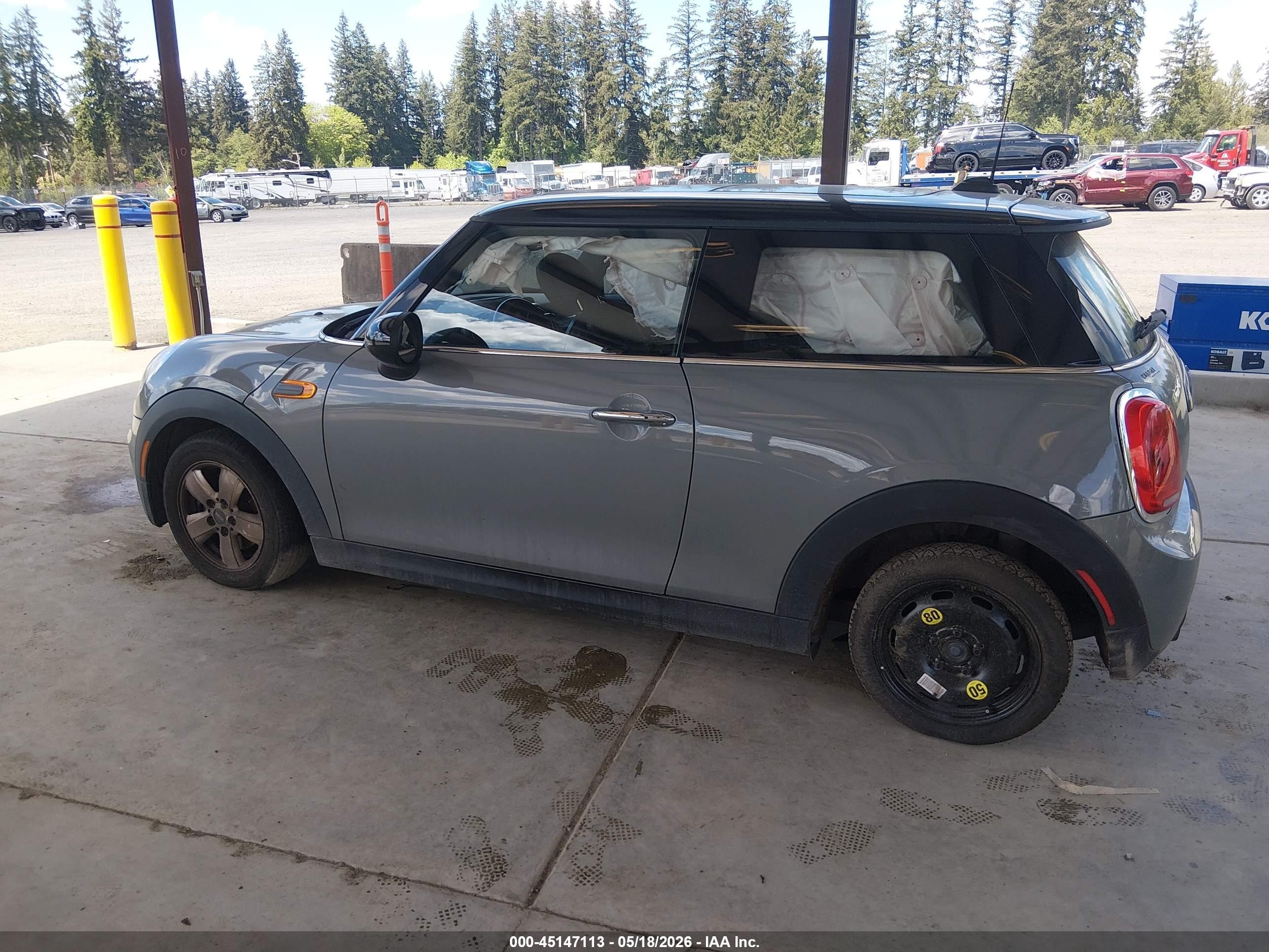 2016 Mini Hardtop Cooper Серый vin: WMWXP5C53G3B14338