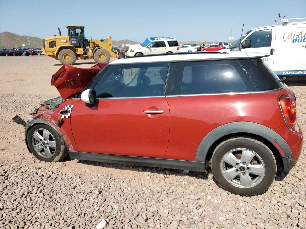 2018 Mini Cooper Красный vin: WMWXP5C54J2G63348
