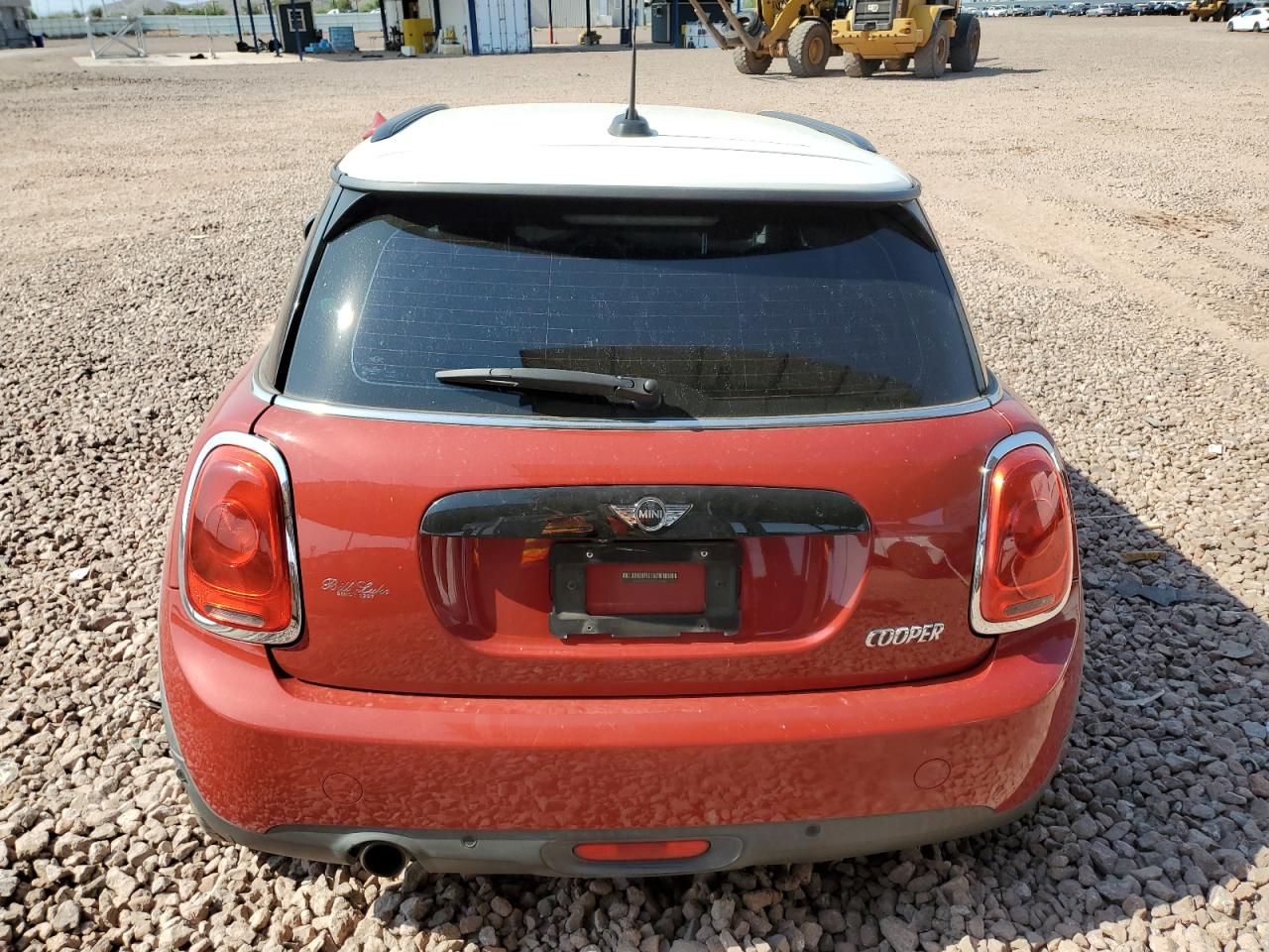 2018 Mini Cooper Красный vin: WMWXP5C54J2G63348
