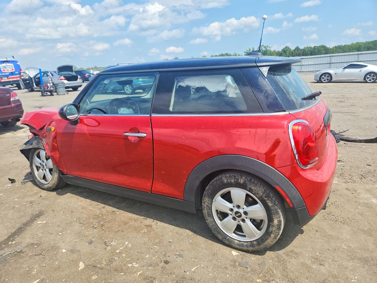 2016 Mini Cooper Красный vin: WMWXP5C58G2D70755