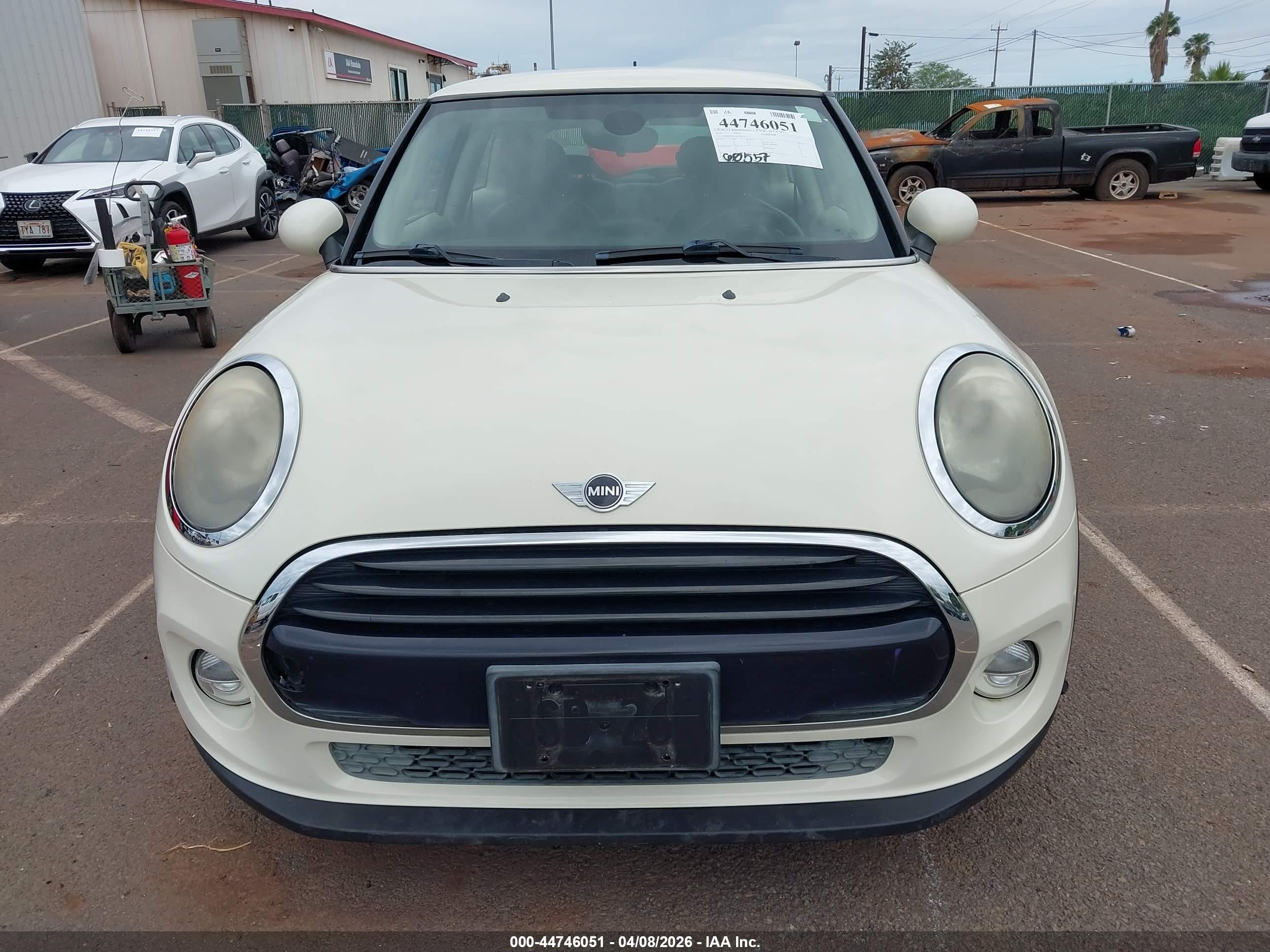 2016 Mini Hardtop Cooper Белый vin: WMWXP5C58G3B14013