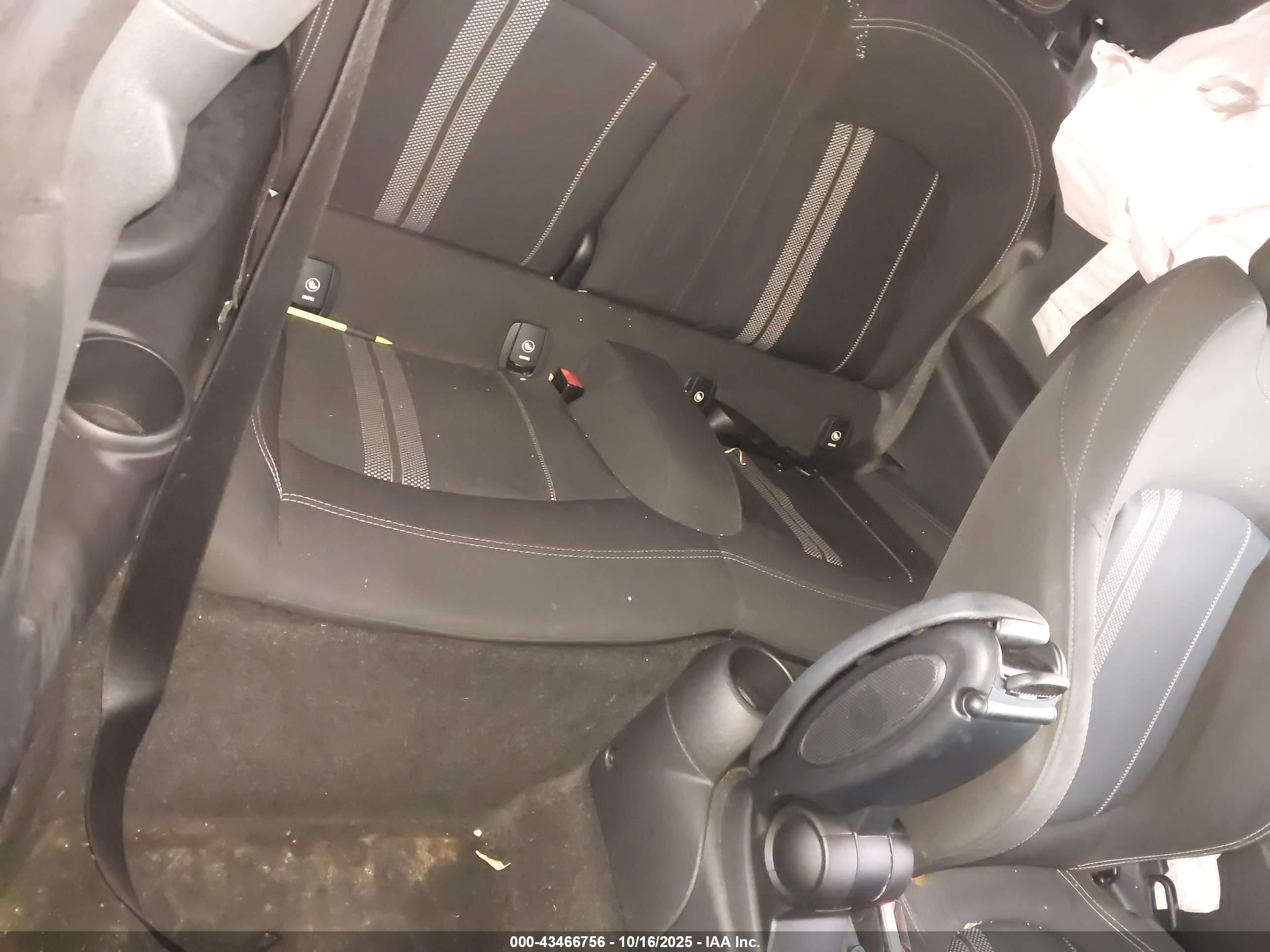 2018 Mini Hardtop Cooper/oxford Edition Cream vin: WMWXP5C59J3C65014