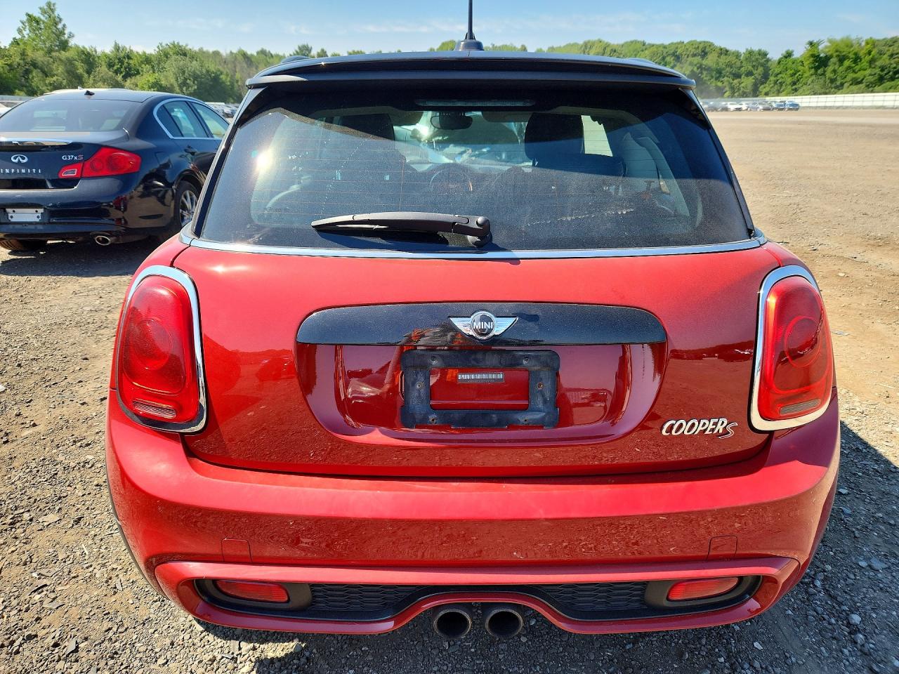 2015 Mini Cooper S Red vin: WMWXP7C50F2A37203