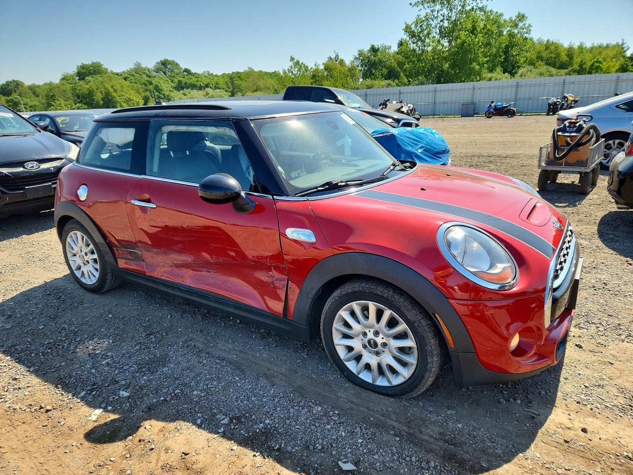 2015 Mini Cooper S Red vin: WMWXP7C50F2A37203