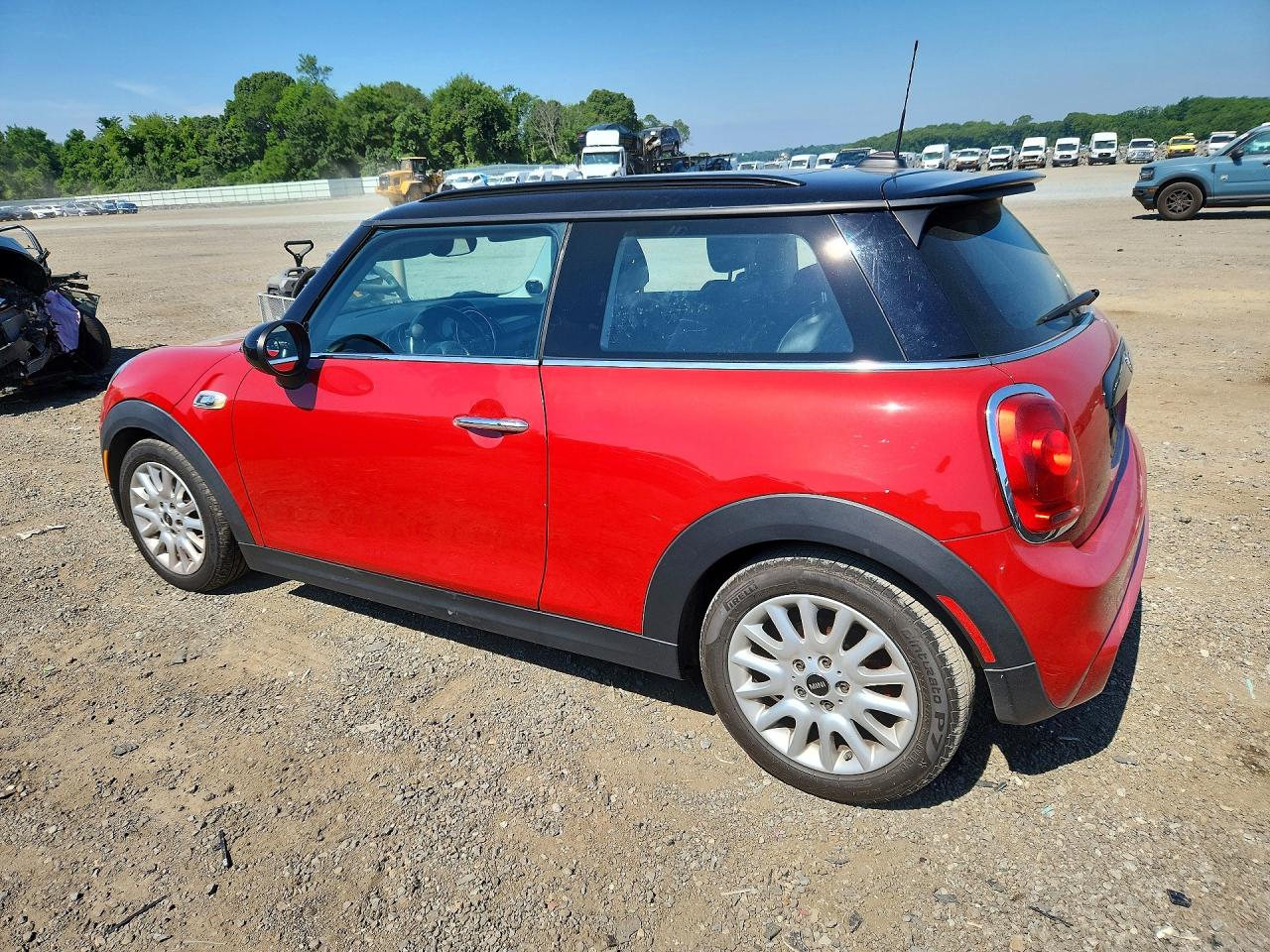 2015 Mini Cooper S Red vin: WMWXP7C50F2A37203