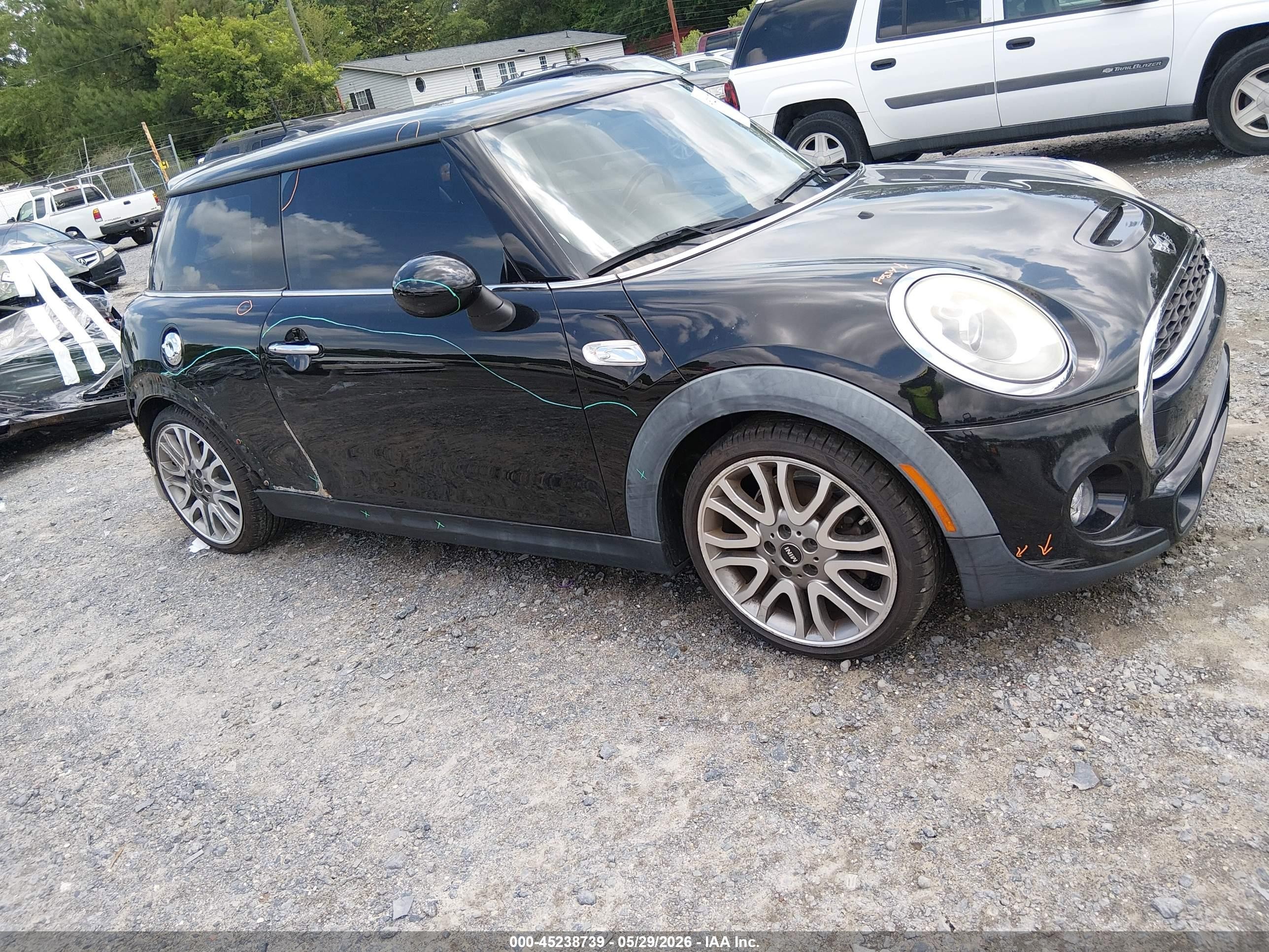 2015 Mini Hardtop Cooper S Black vin: WMWXP7C50F2A61033