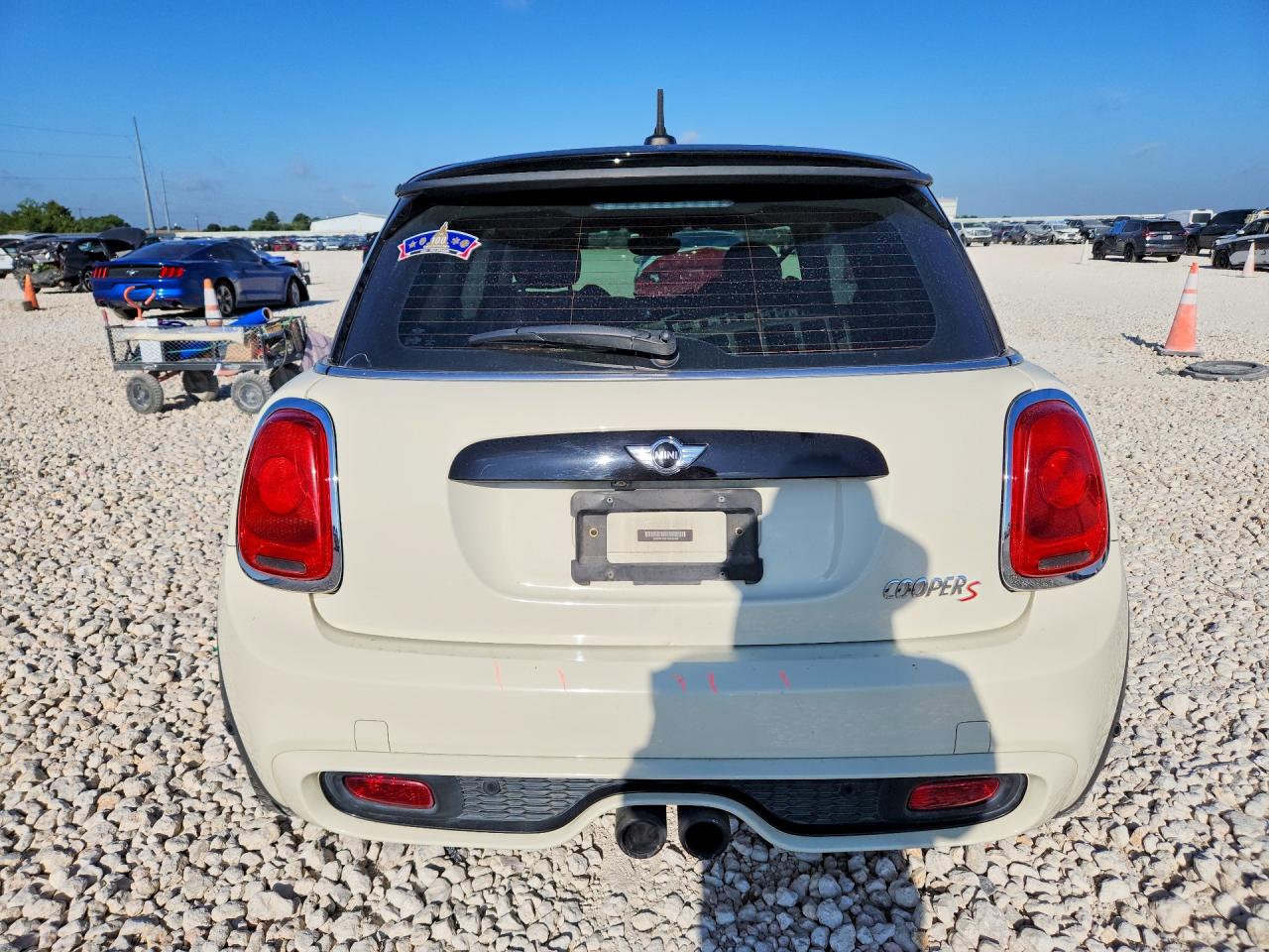 2017 Mini Cooper S Белый vin: WMWXP7C51H3B93487
