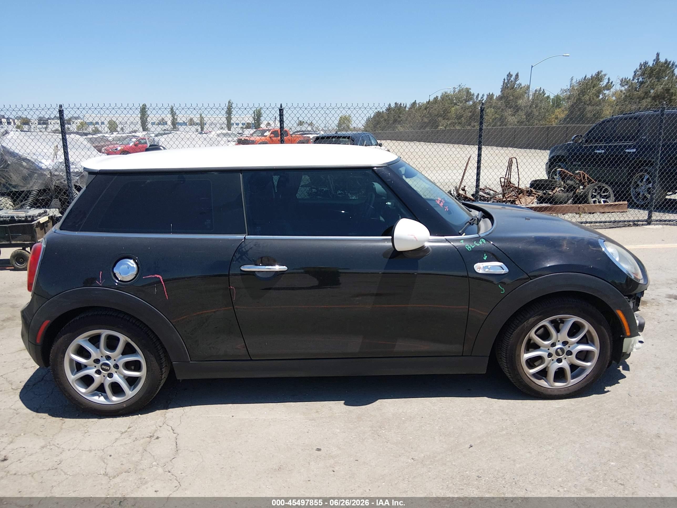 2015 Mini Hardtop Cooper S Black vin: WMWXP7C53F2A37177
