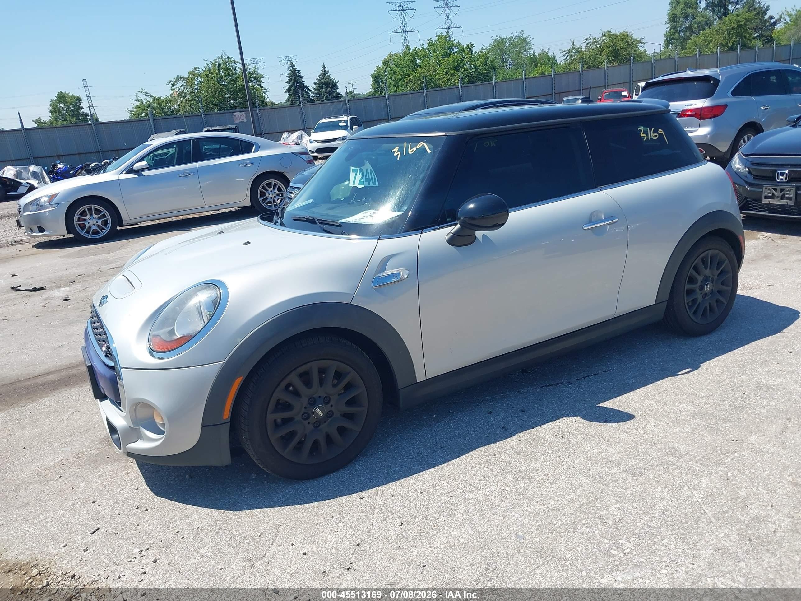 2015 Mini Hardtop Cooper S Silver vin: WMWXP7C53F2A39818