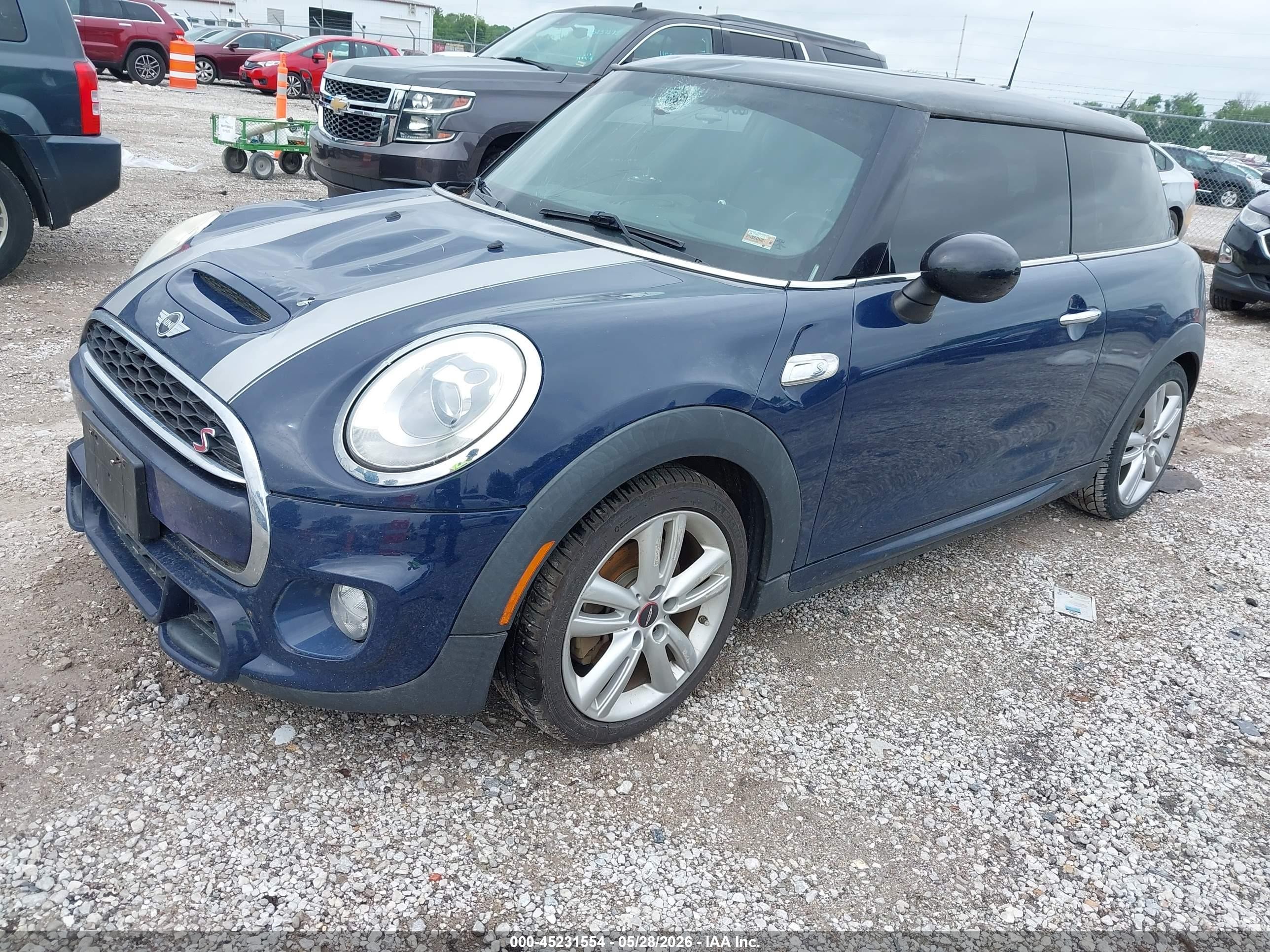 2015 Mini Hardtop Cooper S Blue vin: WMWXP7C53F2A40970