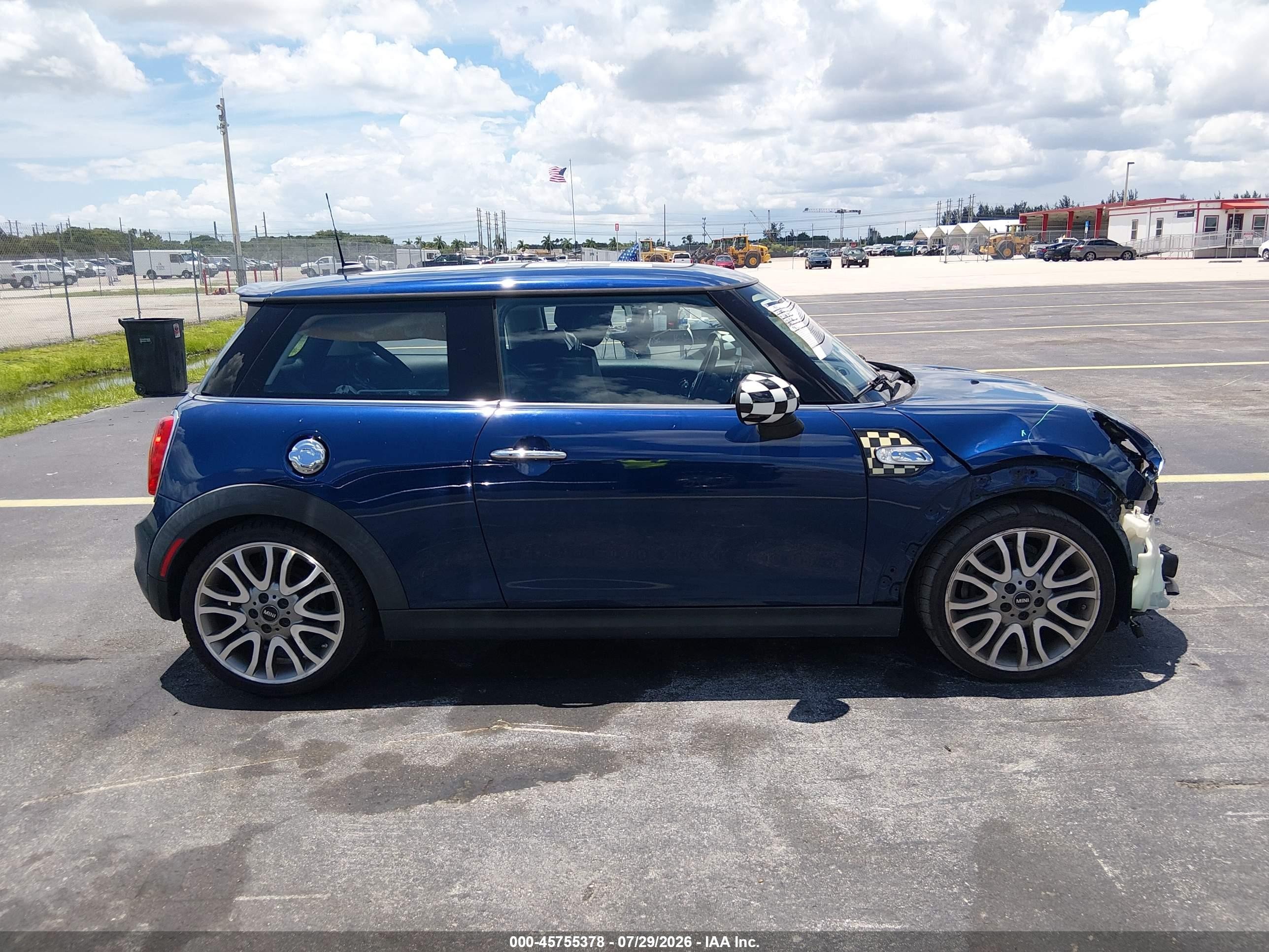 2015 Mini Hardtop Cooper S Blue vin: WMWXP7C54F2A34448