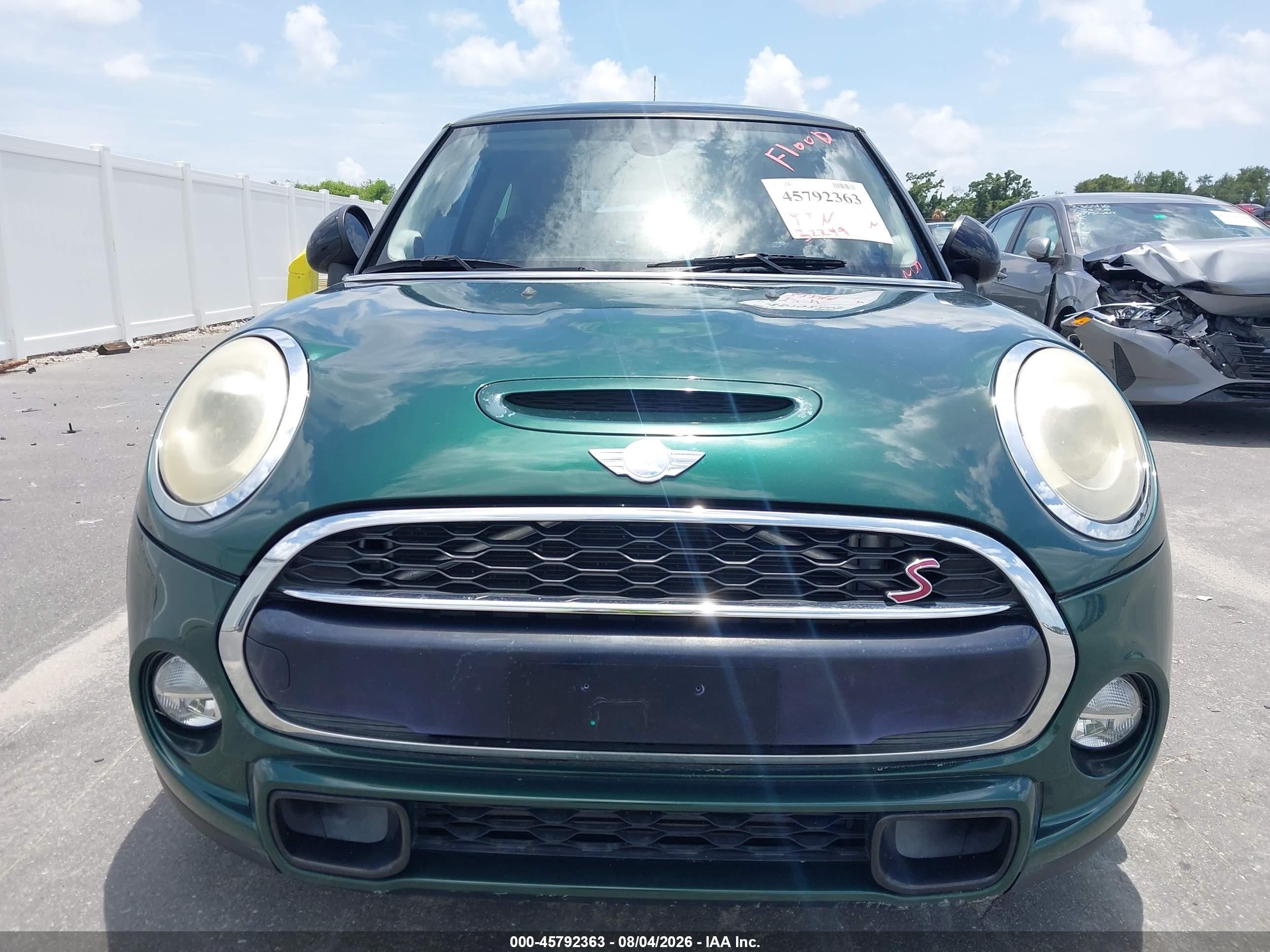 2015 Mini Hardtop Cooper S Green vin: WMWXP7C54F2A38693
