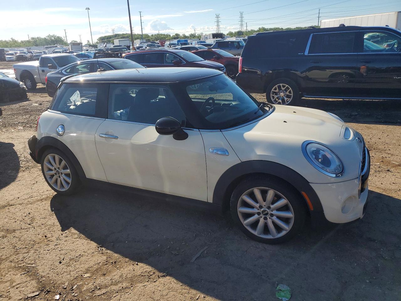 2015 Mini Cooper S Белый vin: WMWXP7C55F2A35429