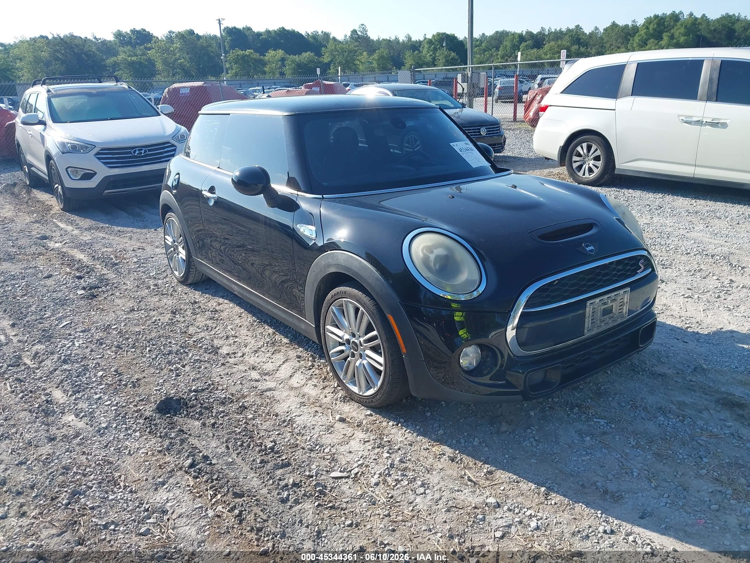 2015 Mini Hardtop Cooper S Black vin: WMWXP7C55F2A58371