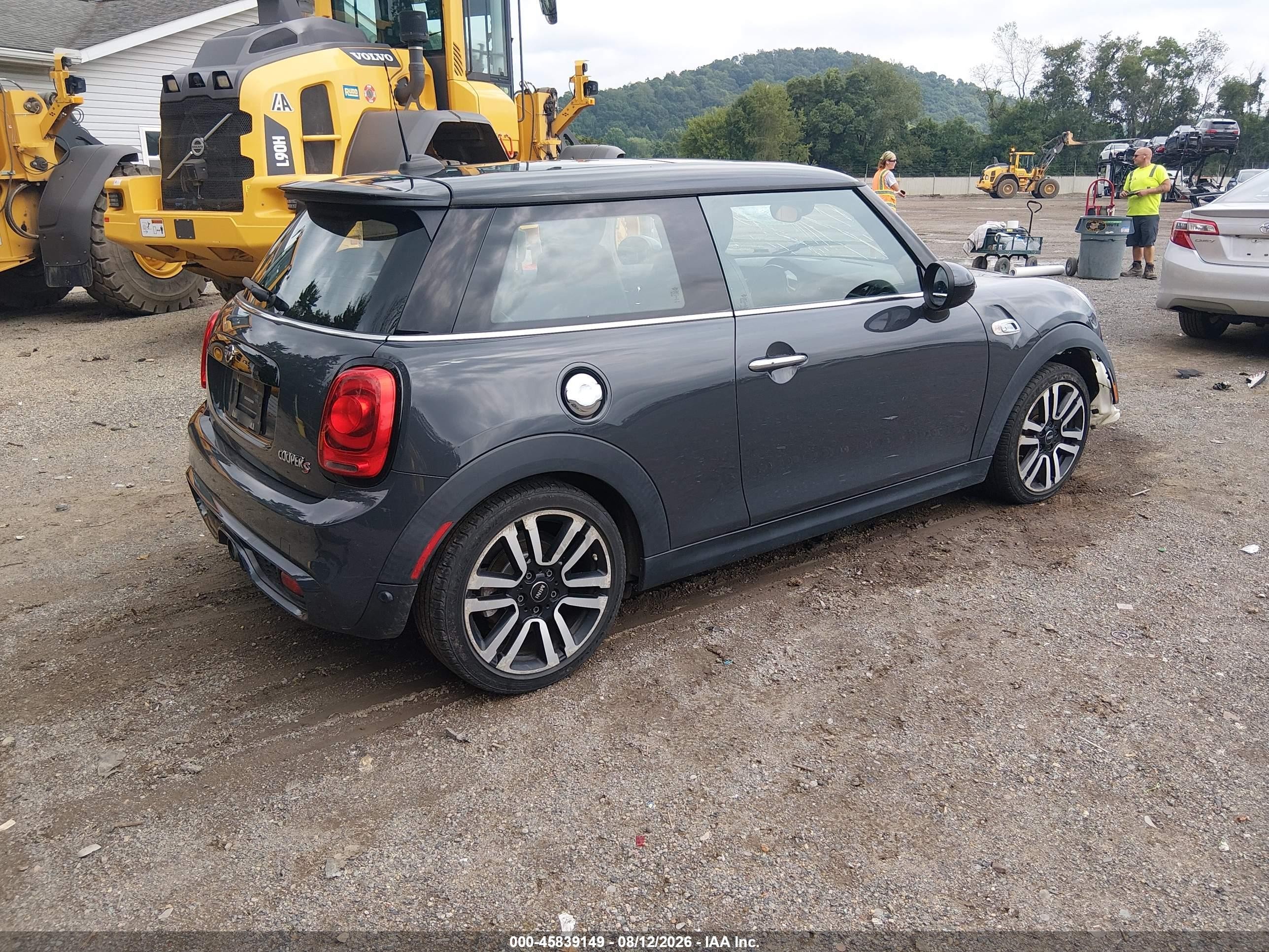 2019 Mini Hardtop Cooper S Gray vin: WMWXP7C55K2C62727