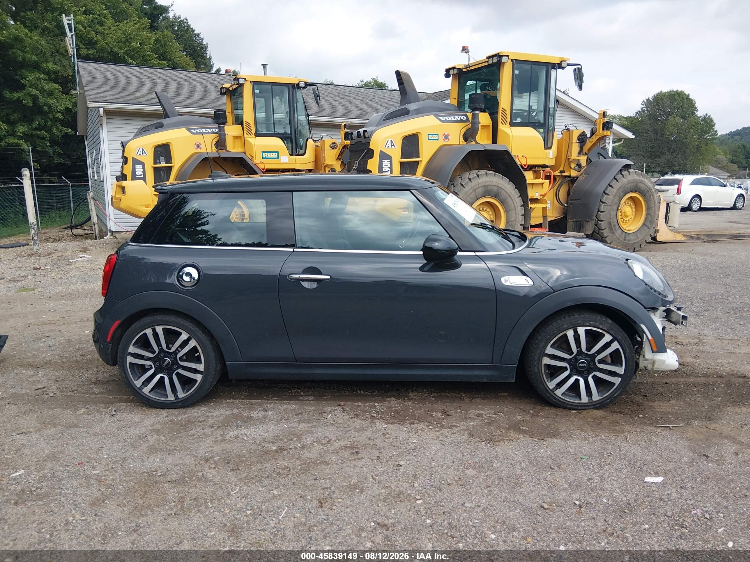 2019 Mini Hardtop Cooper S Gray vin: WMWXP7C55K2C62727