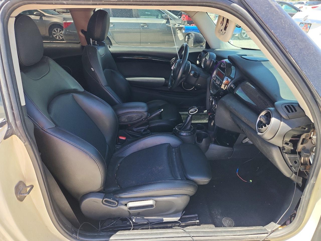 2015 Mini Cooper S Tan vin: WMWXP7C56F2A35083
