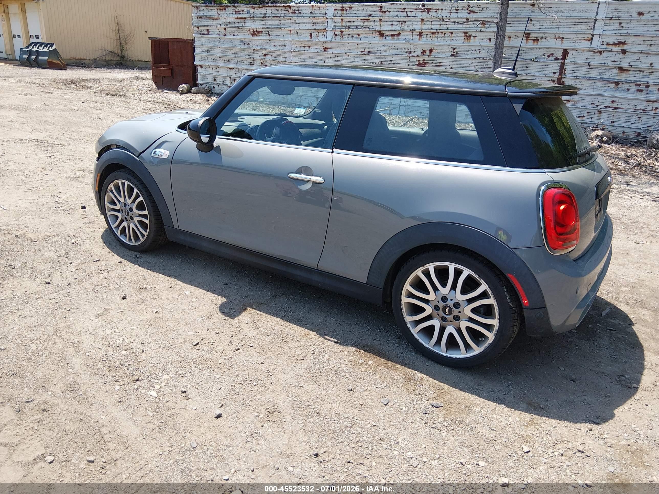 2015 Mini Hardtop Cooper S Серый vin: WMWXP7C57F2A34458