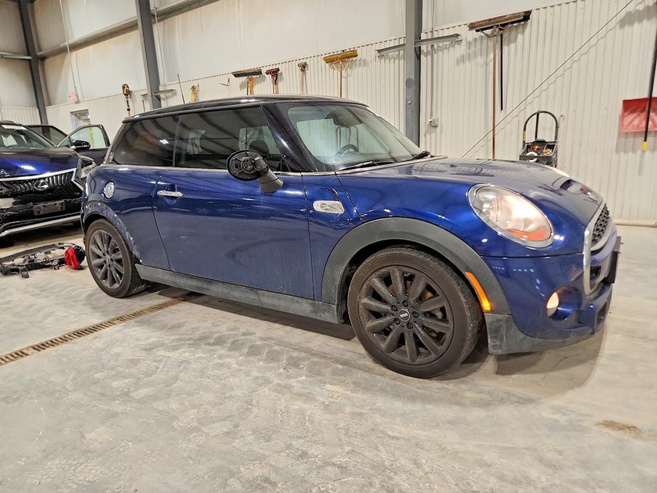 2015 Mini Cooper S Синий vin: WMWXP7C57F2A40888