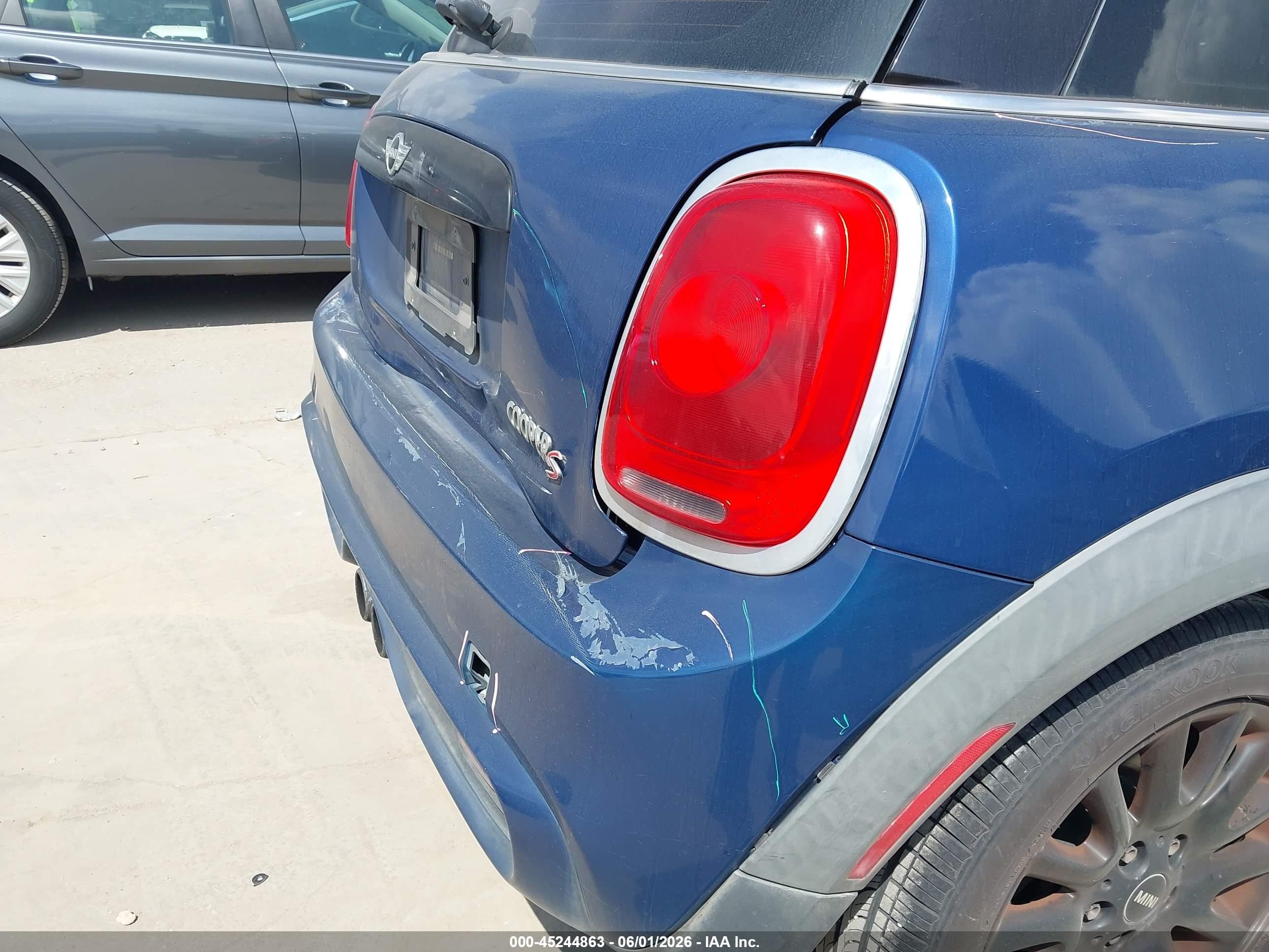 2015 Mini Hardtop Cooper S Navy vin: WMWXP7C57F2A59666