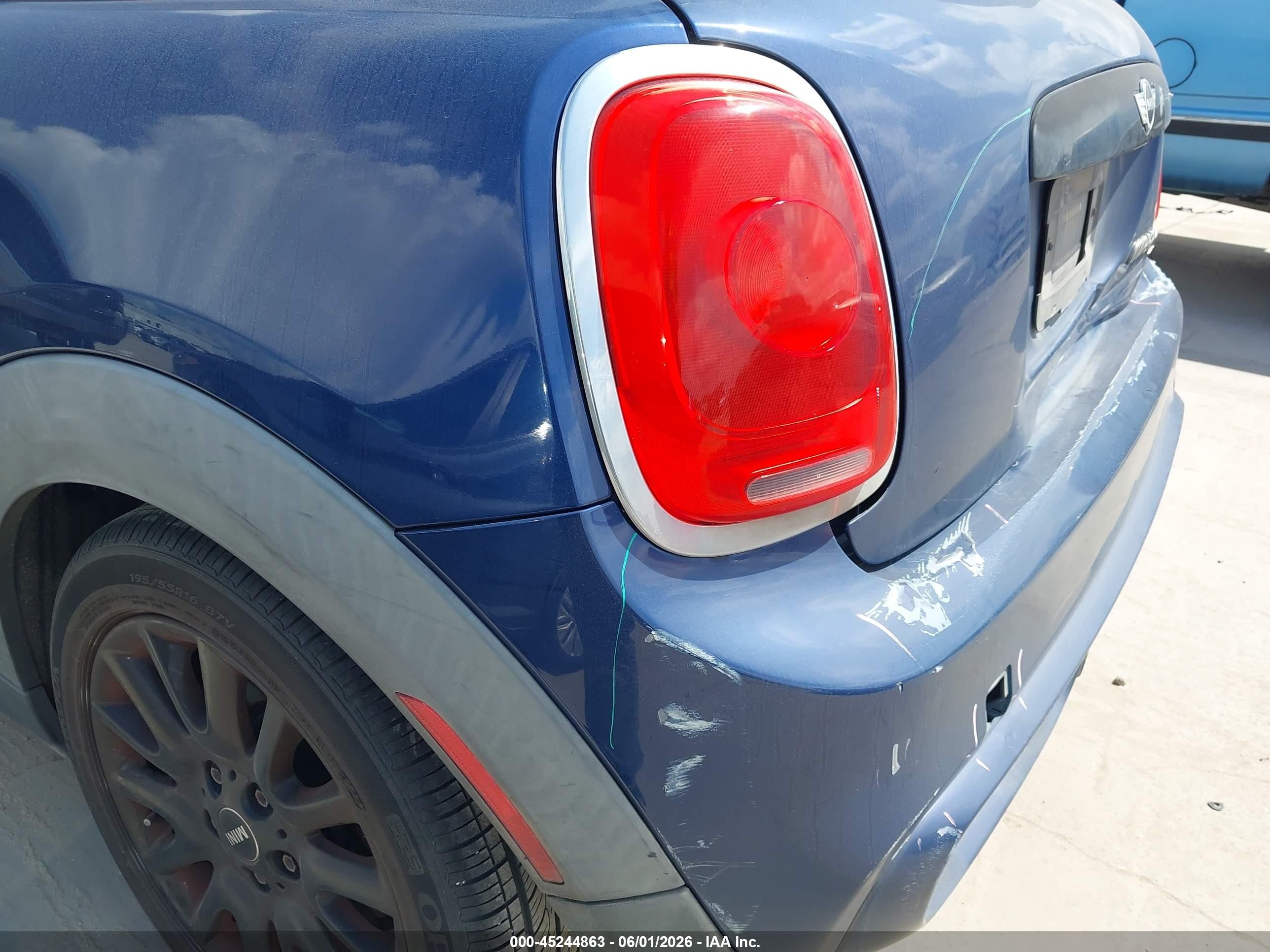 2015 Mini Hardtop Cooper S Navy vin: WMWXP7C57F2A59666