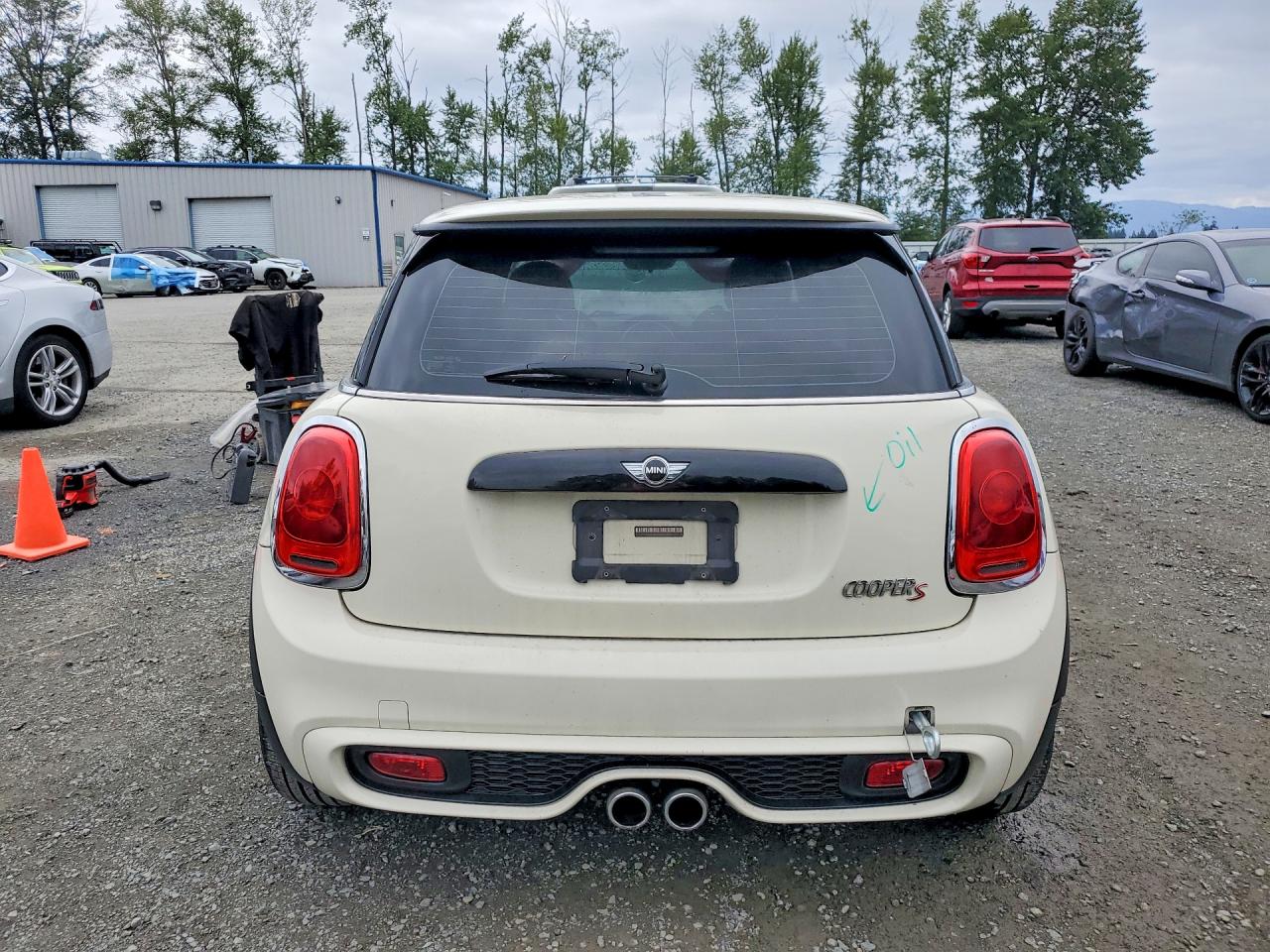 2015 Mini Cooper S Cream vin: WMWXP7C58F2A35571