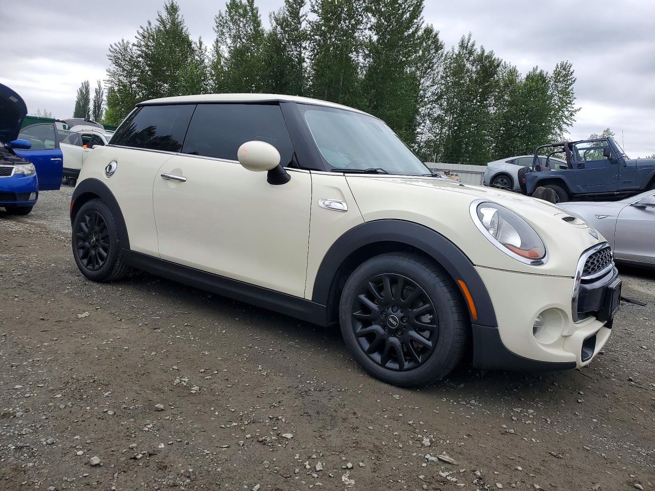 2015 Mini Cooper S Cream vin: WMWXP7C58F2A35571