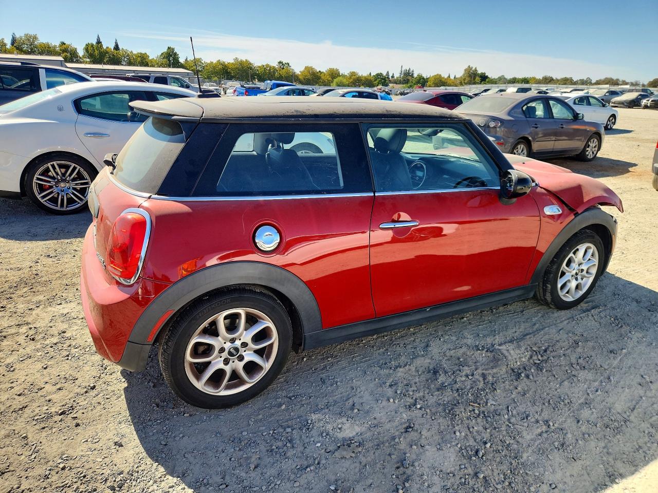2015 Mini Cooper S Red vin: WMWXP7C58F2A36543
