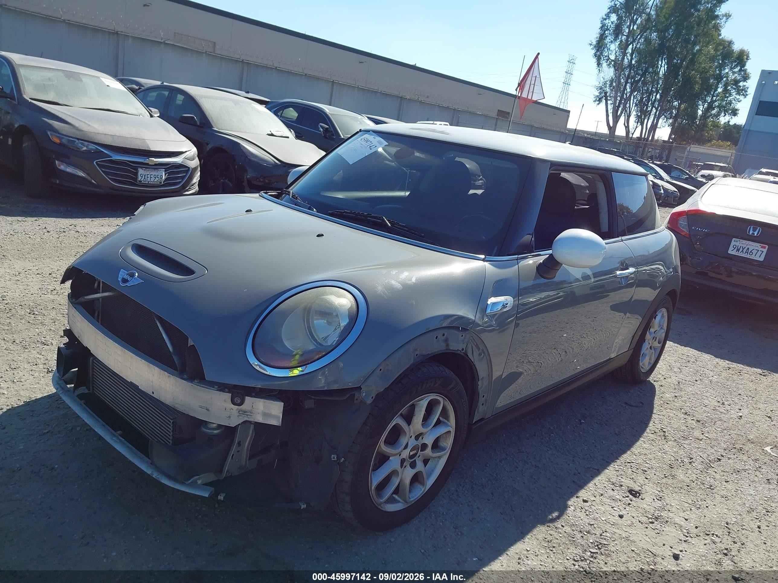 2015 Mini Hardtop Cooper S Gray vin: WMWXP7C58F2A37630