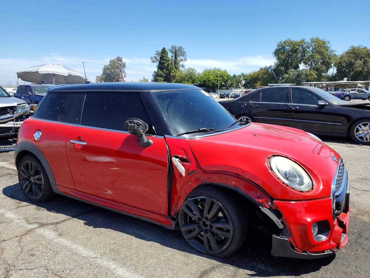 2015 Mini Cooper S Красный vin: WMWXP7C58F2A40141