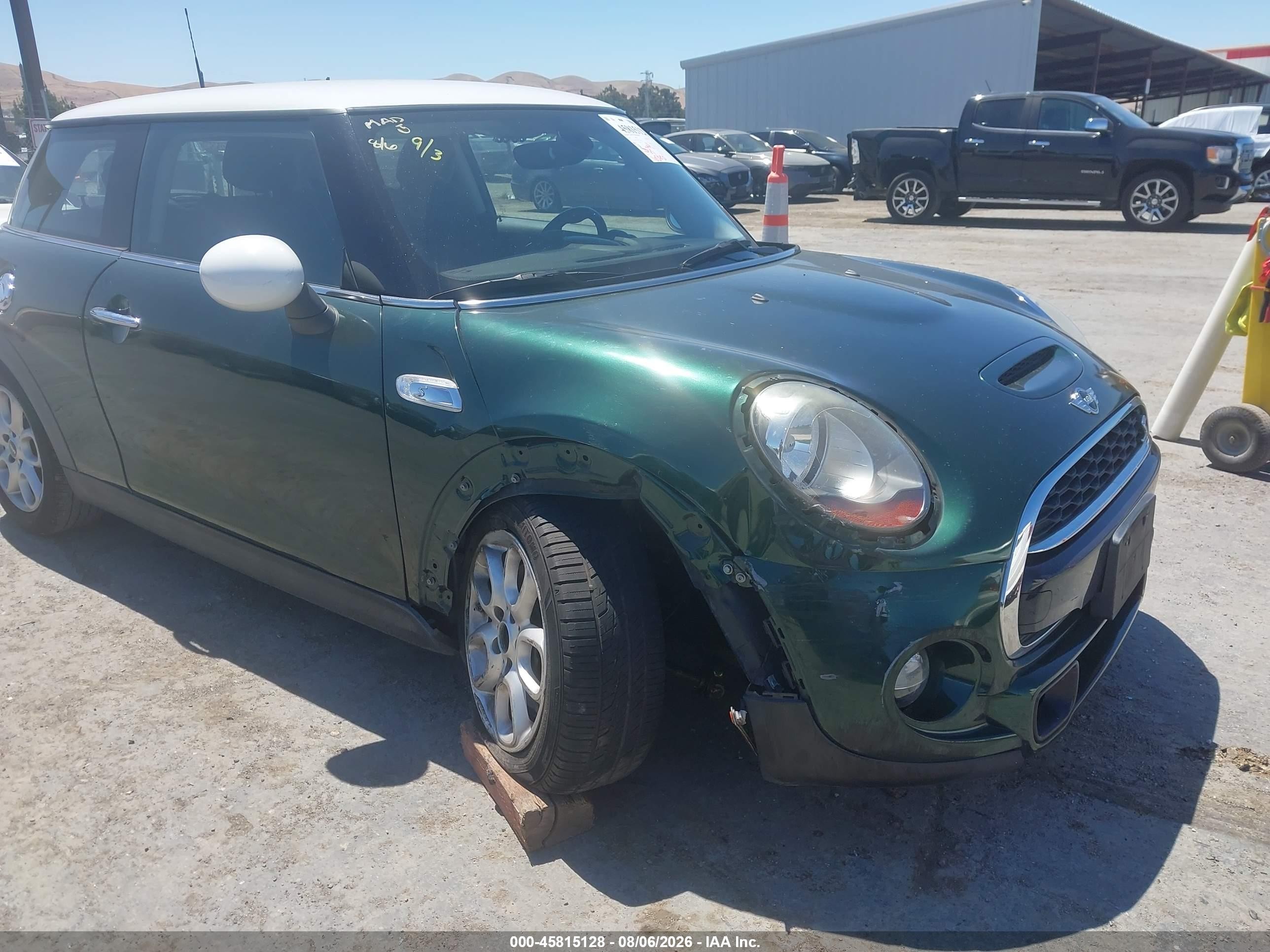 2015 Mini Hardtop Cooper S Green vin: WMWXP7C58F2A42116