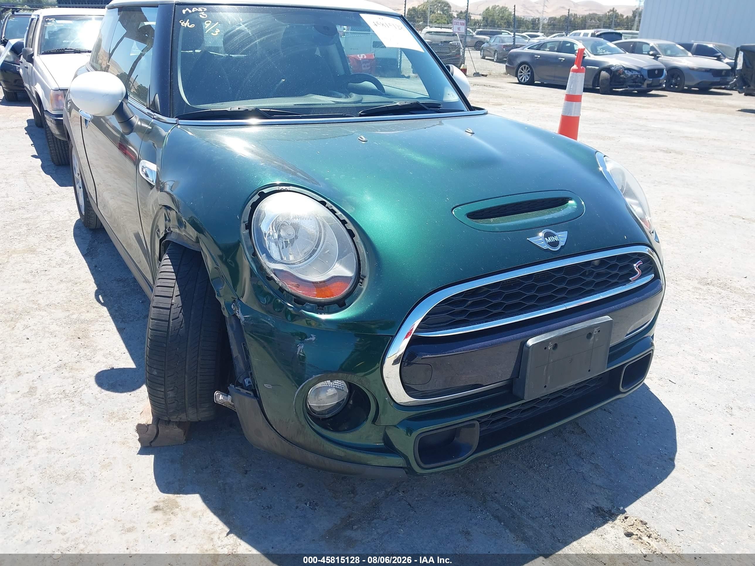 2015 Mini Hardtop Cooper S Green vin: WMWXP7C58F2A42116