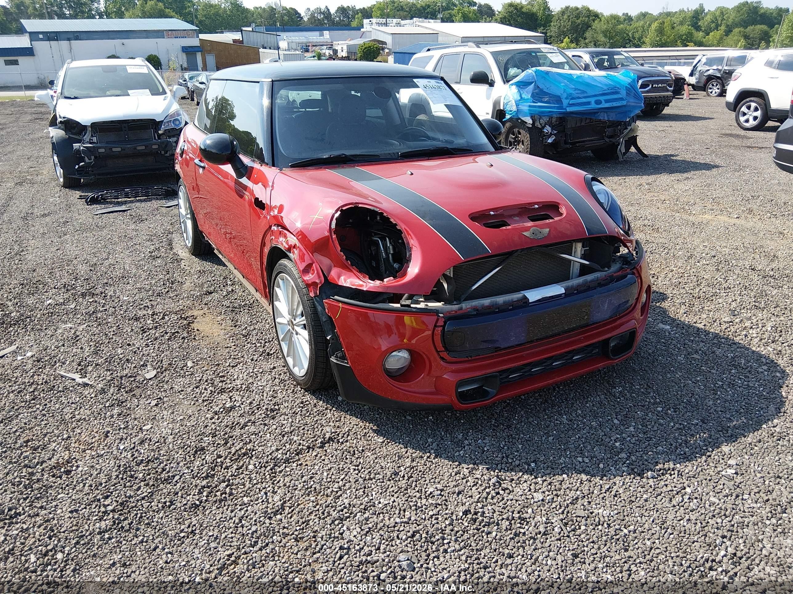 2015 Mini Hardtop Cooper S Red vin: WMWXP7C58F2A60860