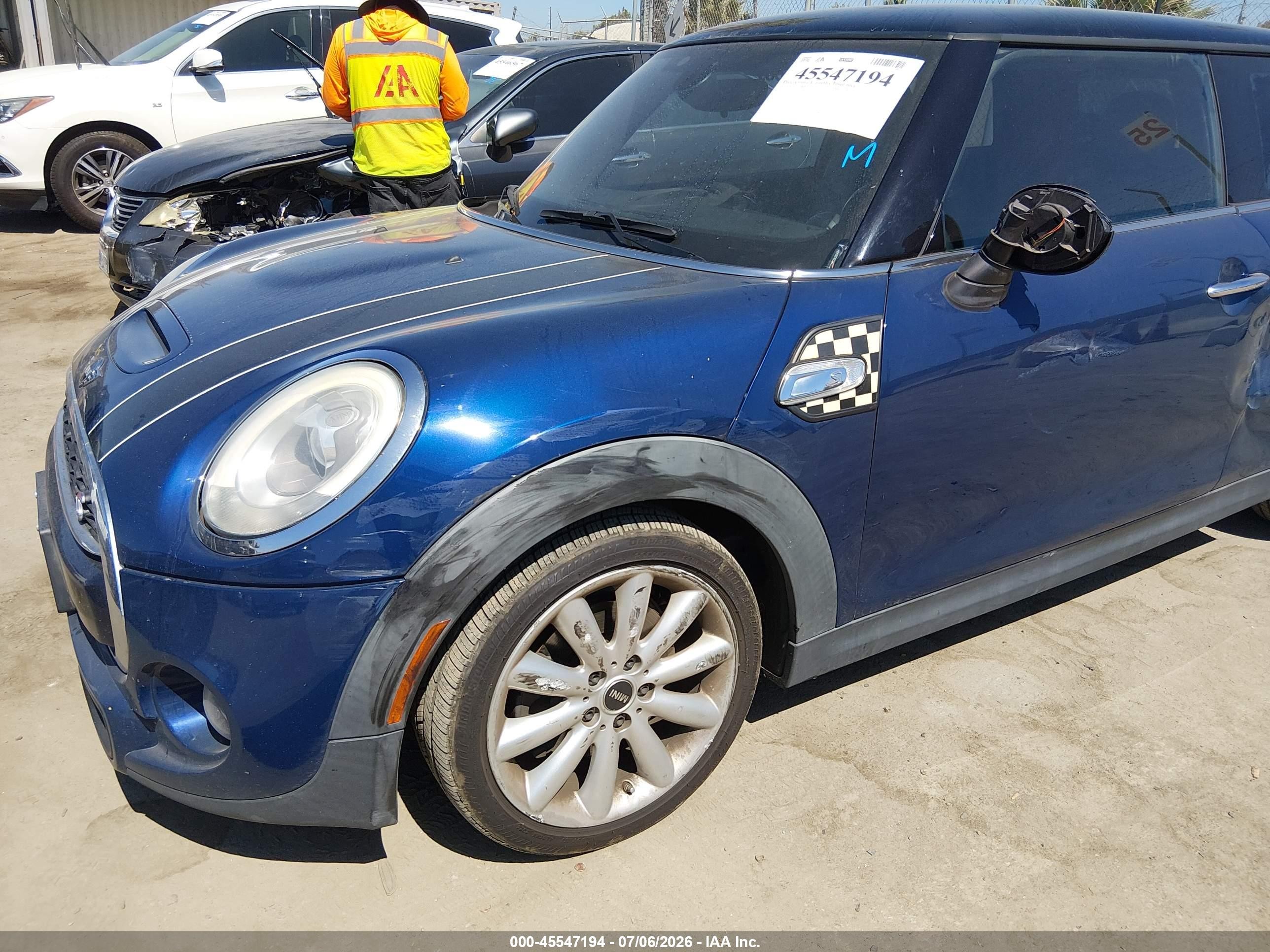 2015 Mini Hardtop Cooper S Синий vin: WMWXP7C59F2A33344