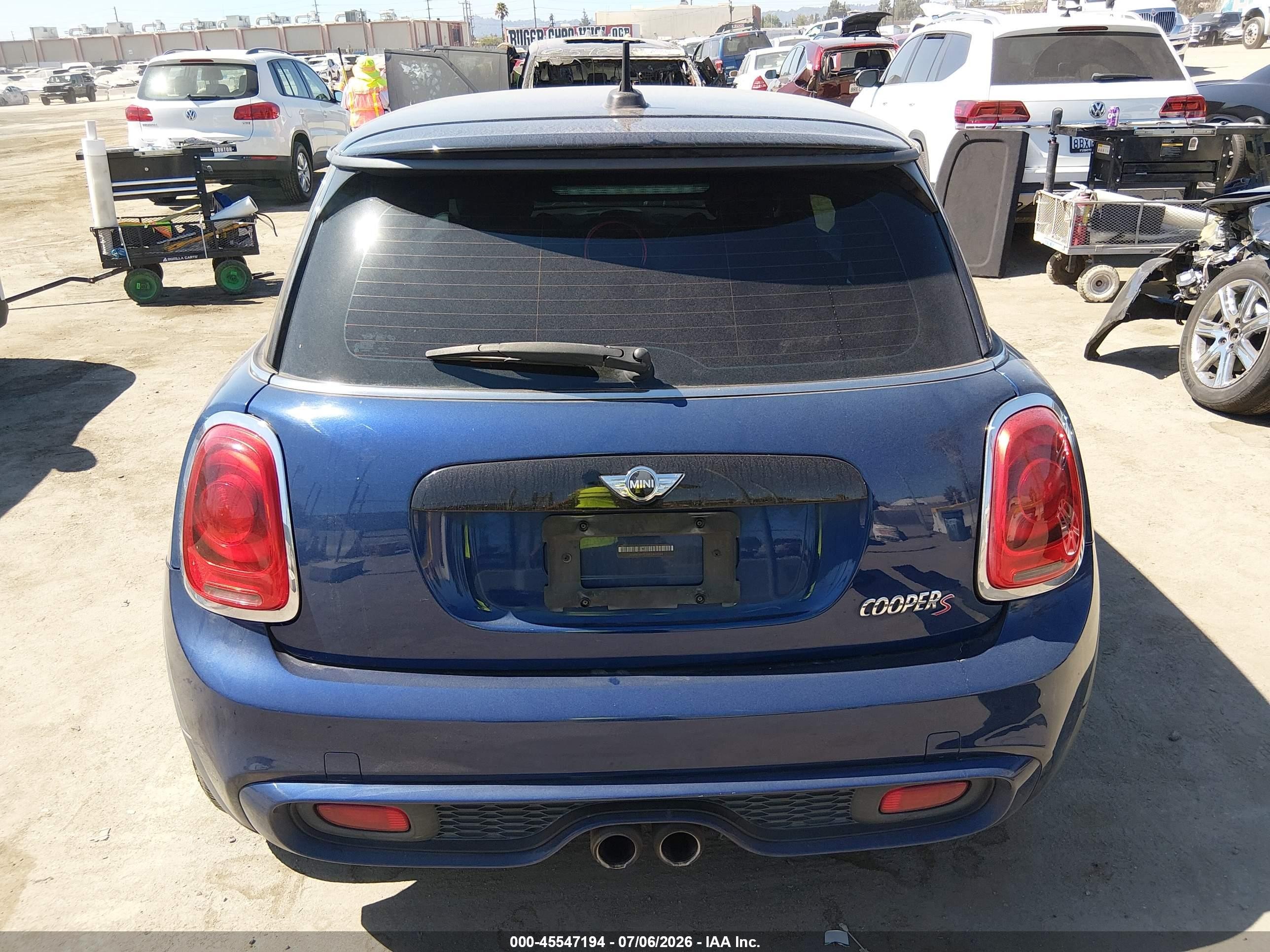 2015 Mini Hardtop Cooper S Синий vin: WMWXP7C59F2A33344