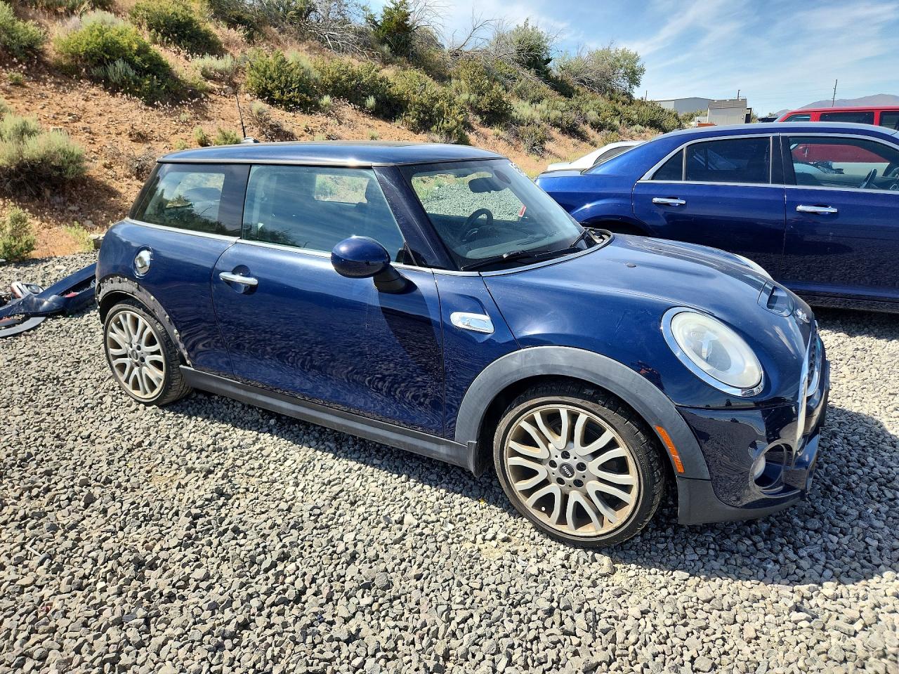 2015 Mini Cooper S Синий vin: WMWXP7C5XF2A42277