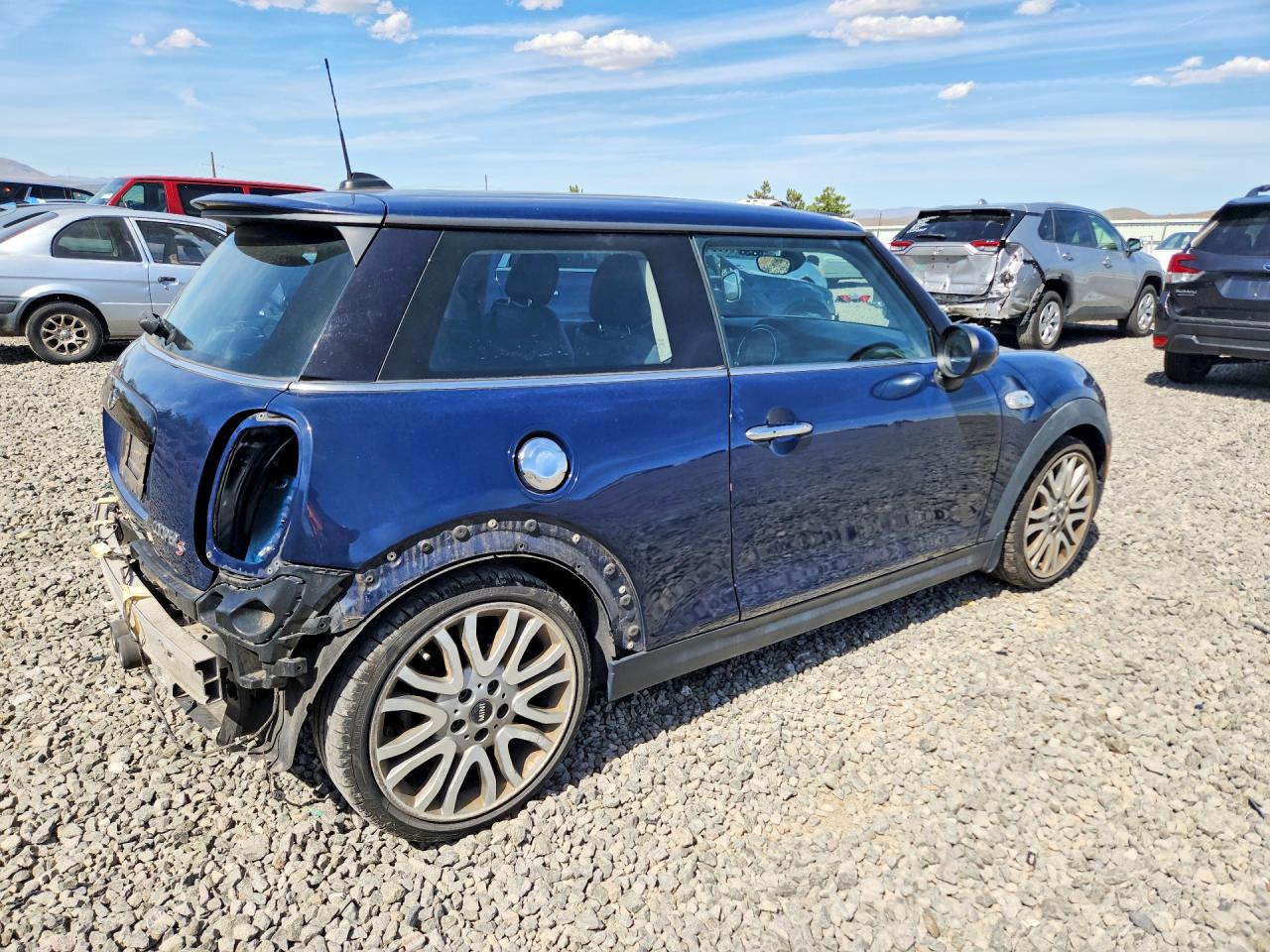 2015 Mini Cooper S Синий vin: WMWXP7C5XF2A42277