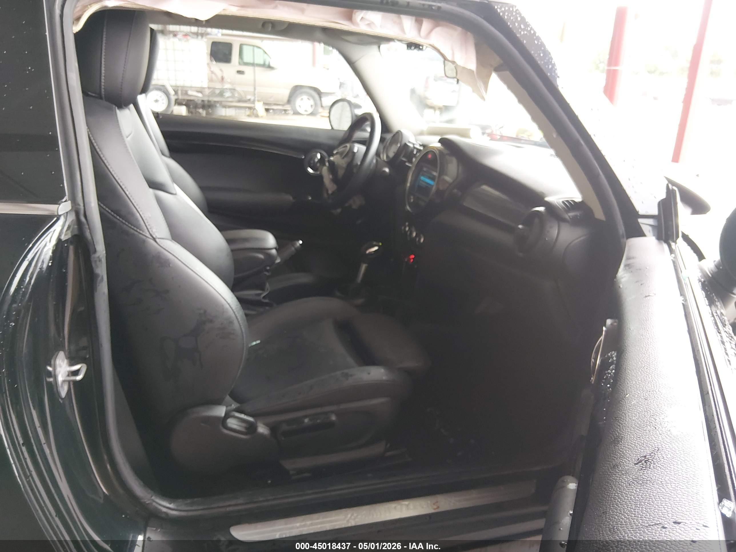 2019 Mini Hardtop Cooper S Черный vin: WMWXP7C5XK2A50552